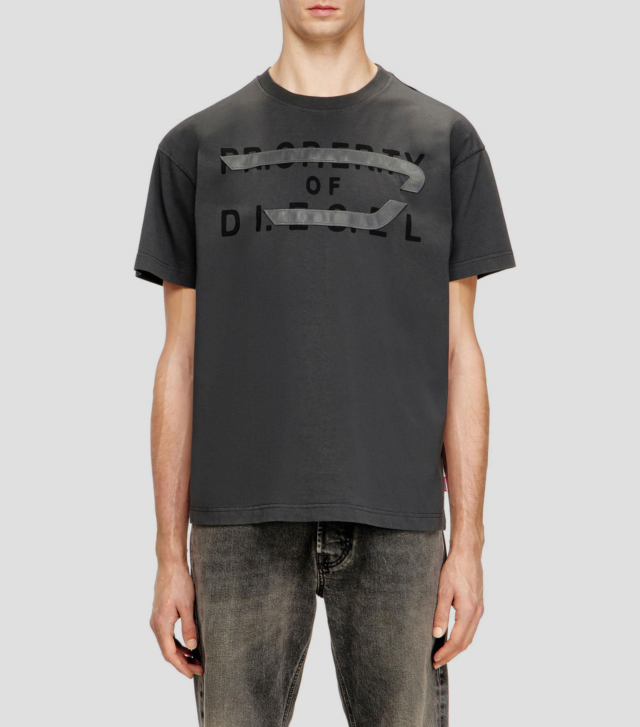 Playera cuello redondo manga corta estampada Hombre