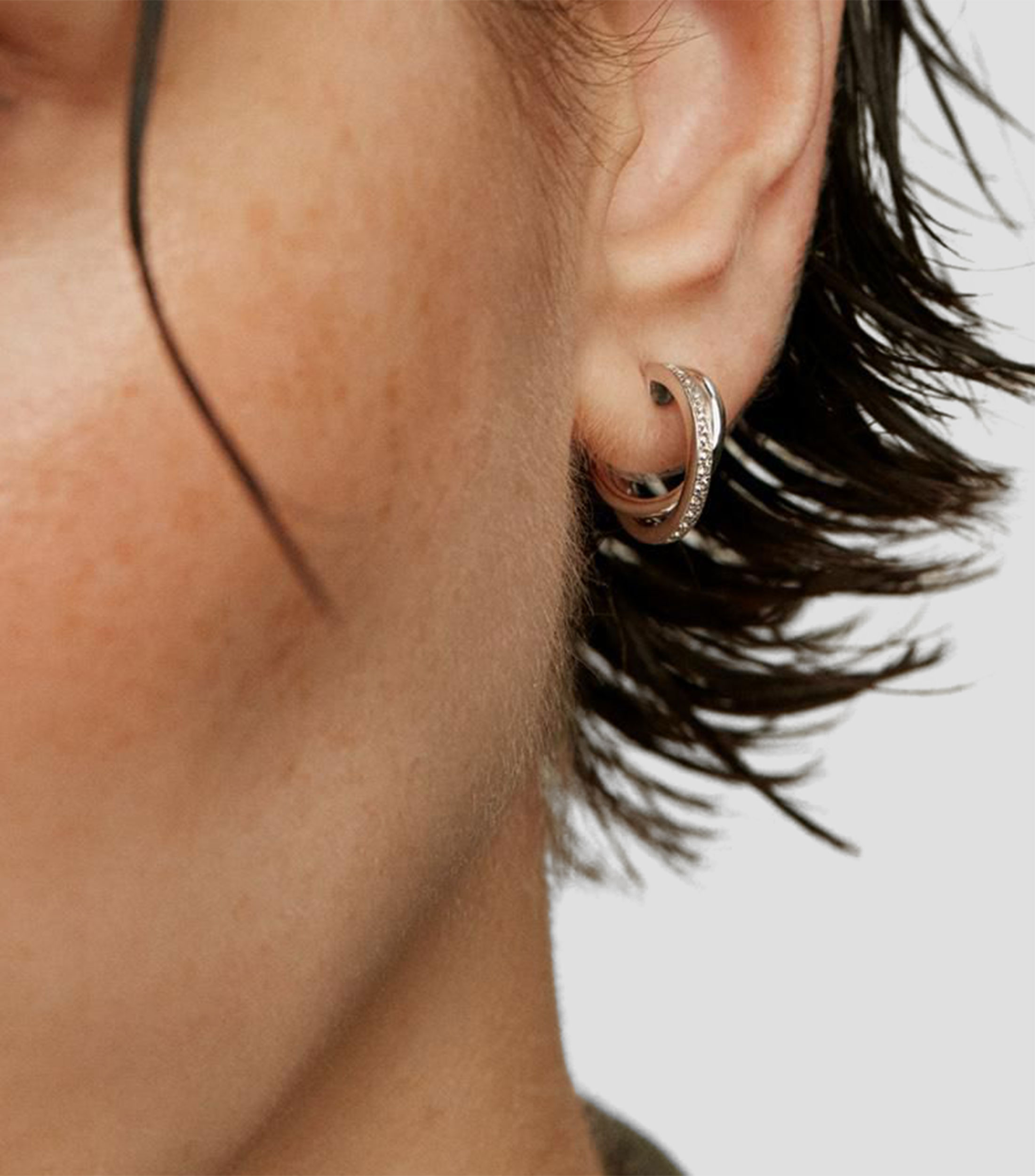 Aretes en plata .925 de aro con topacios Crossed Lines Mujer