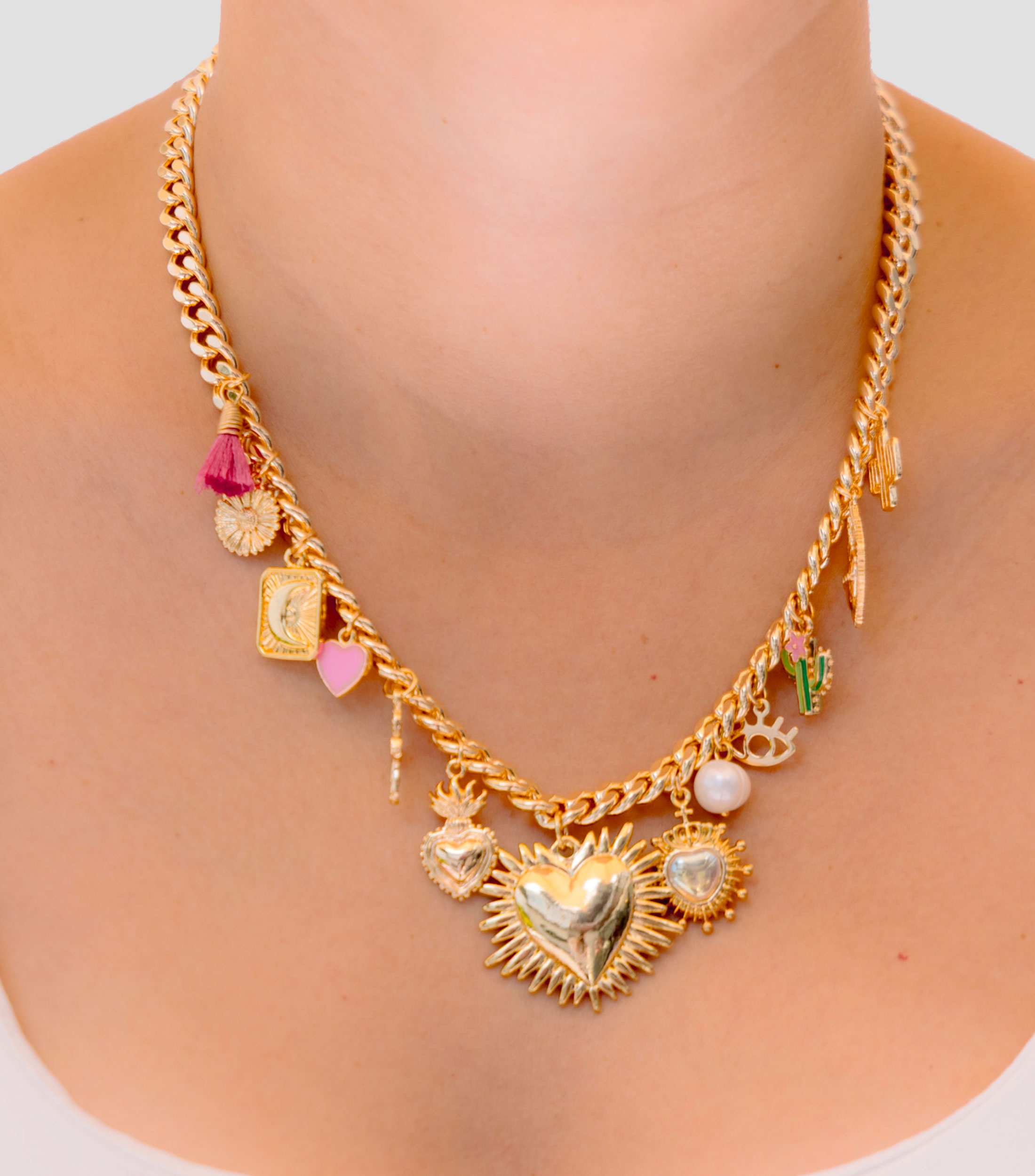 Collar entrelazado con dijes Mujer