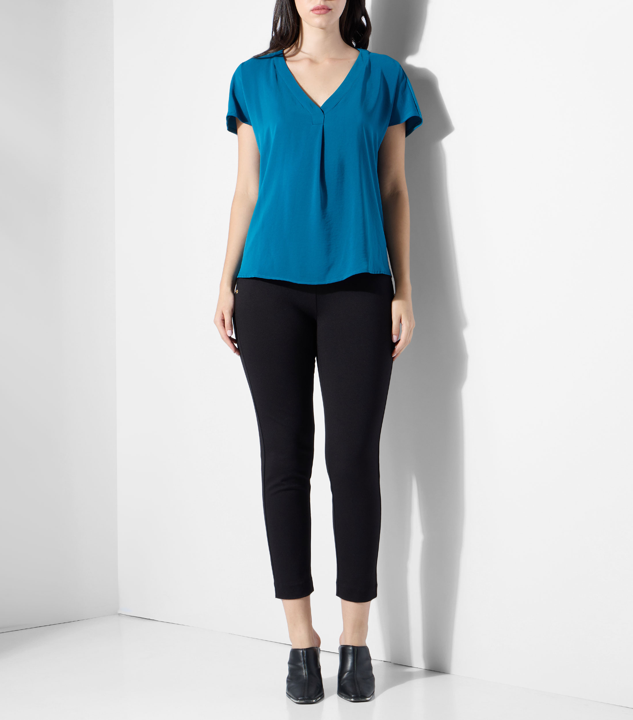Blusa lisa con manga corta Mujer