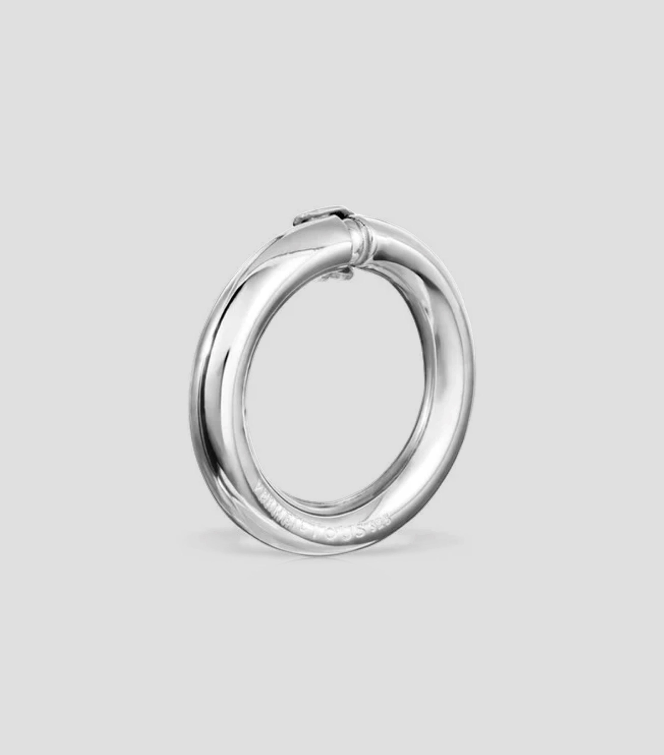 Dije Anilla en plata .925 Mujer