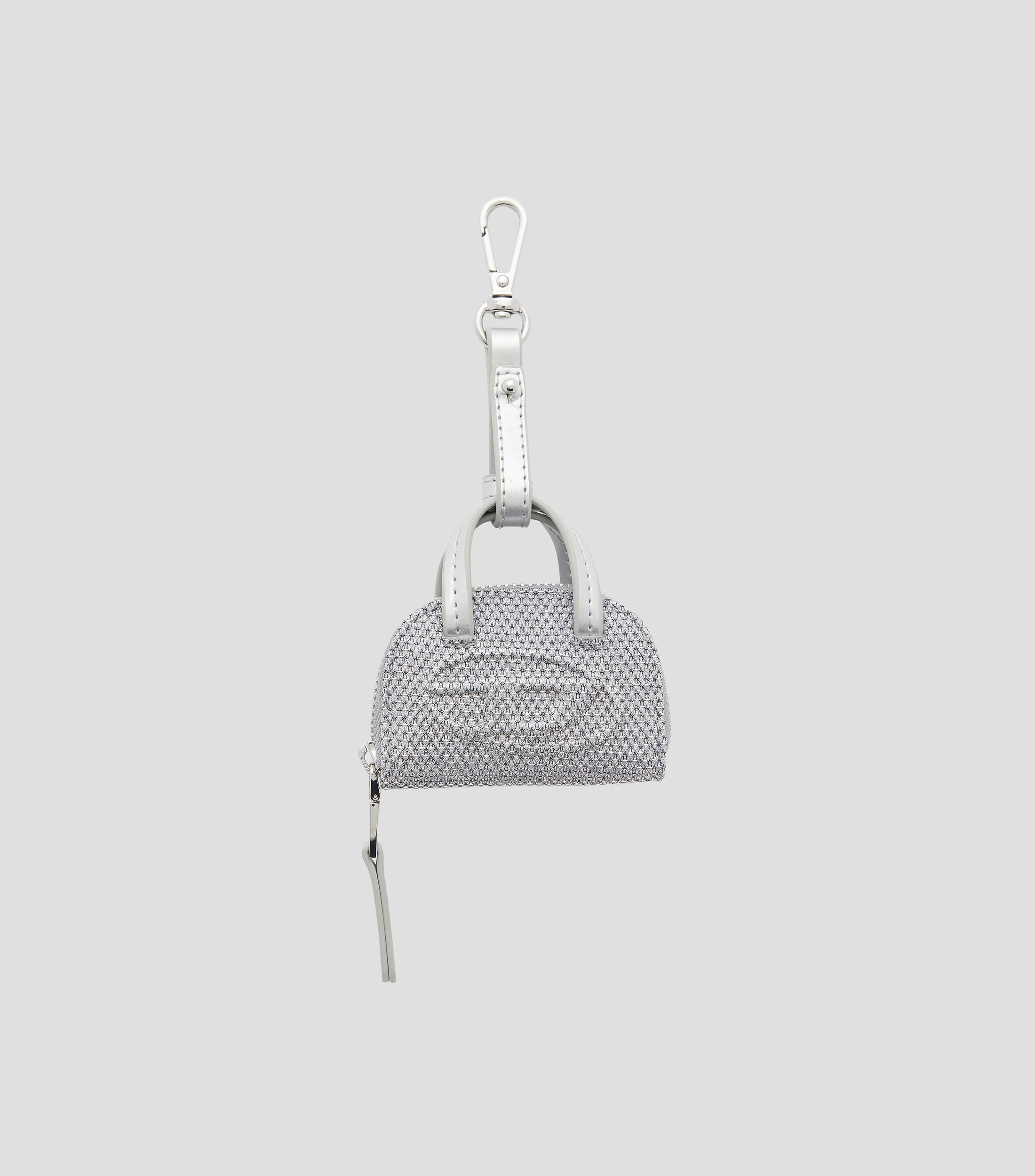 Charm Mujer