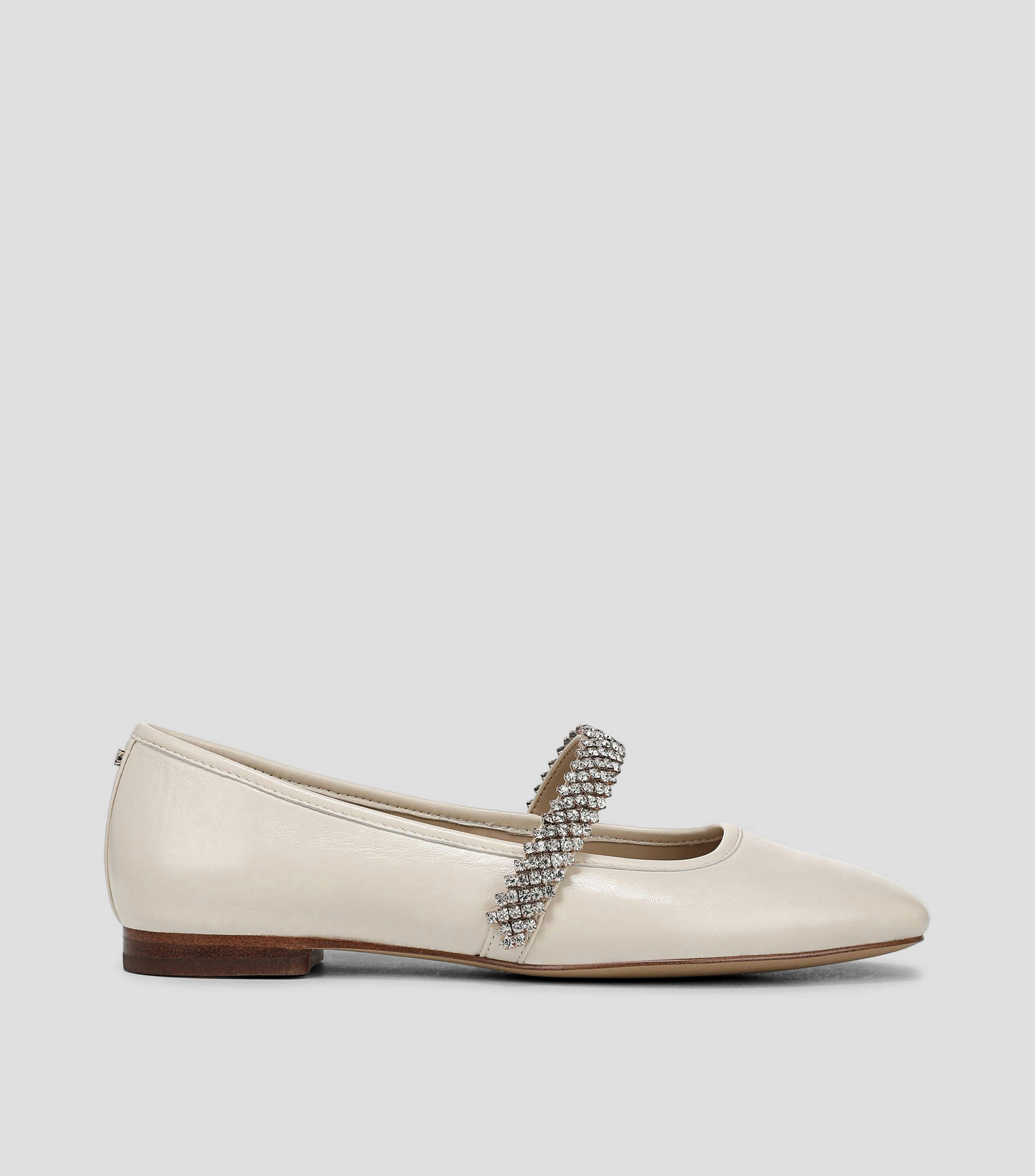 Flats en piel con pedrería Mujer