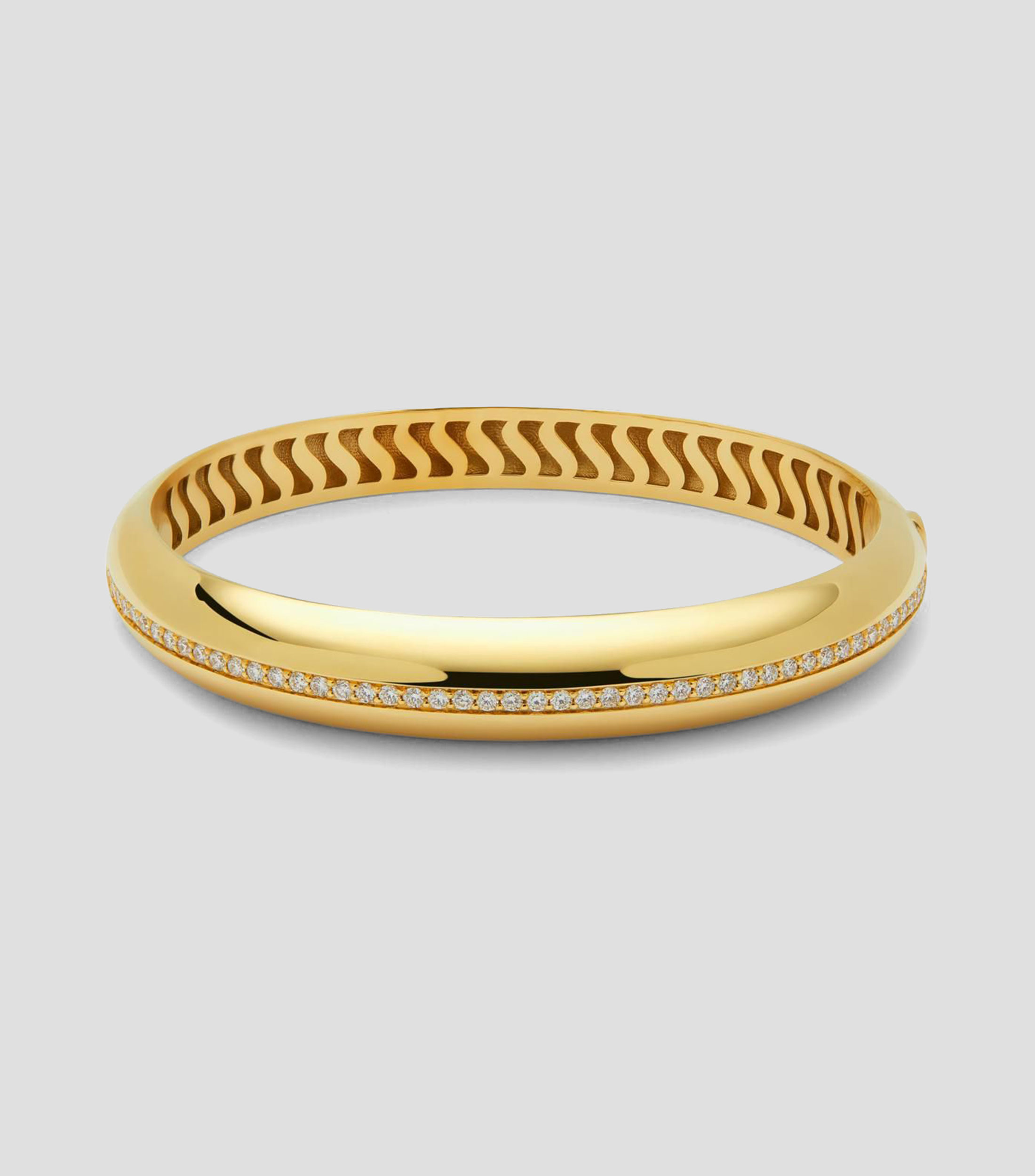 Brazalete rígida en Oro amarillo de 18 Kilates con diamantes Mujer