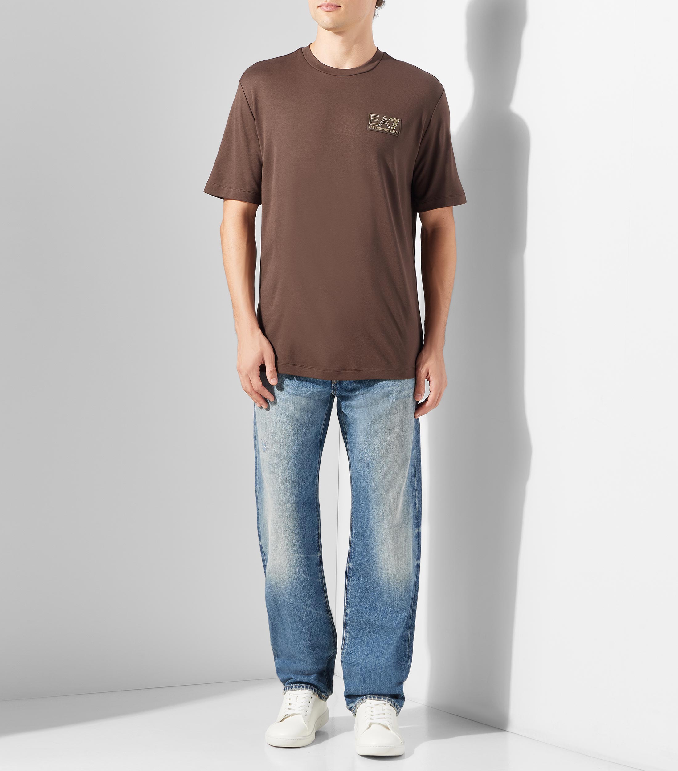 Playera cuello redondo manga corta con microdiseños Hombre
