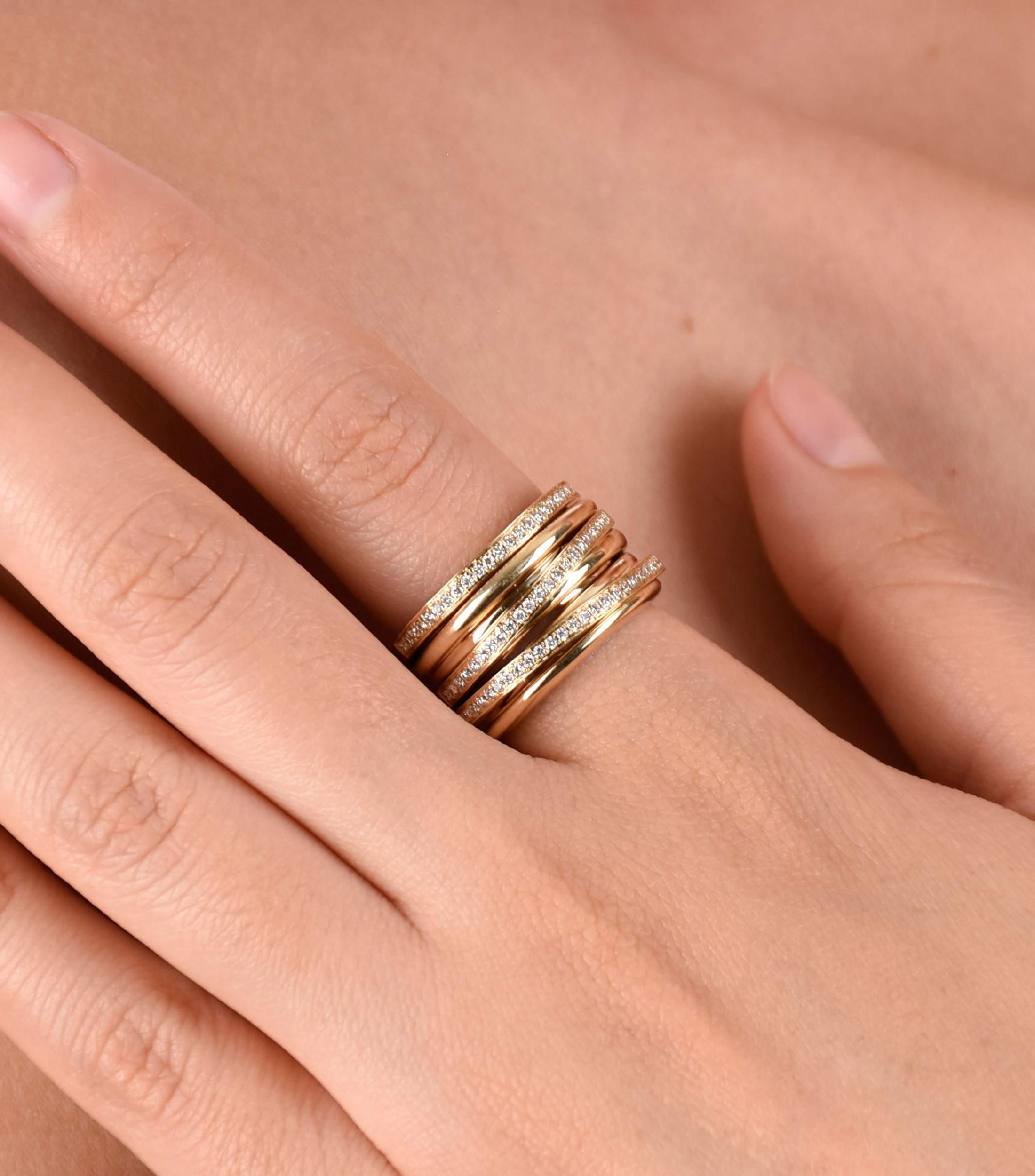 Anillo en oro amarillo 14 Kts con Diamantes Mujer