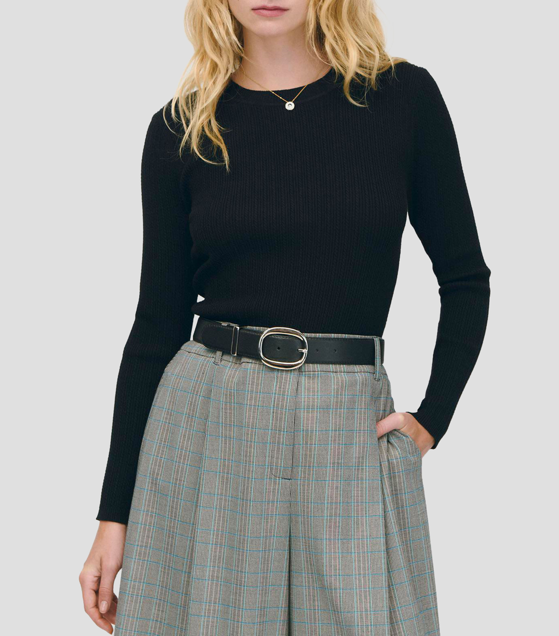 Suéter Negro Tejido Combinado Escote Redondo Mujer