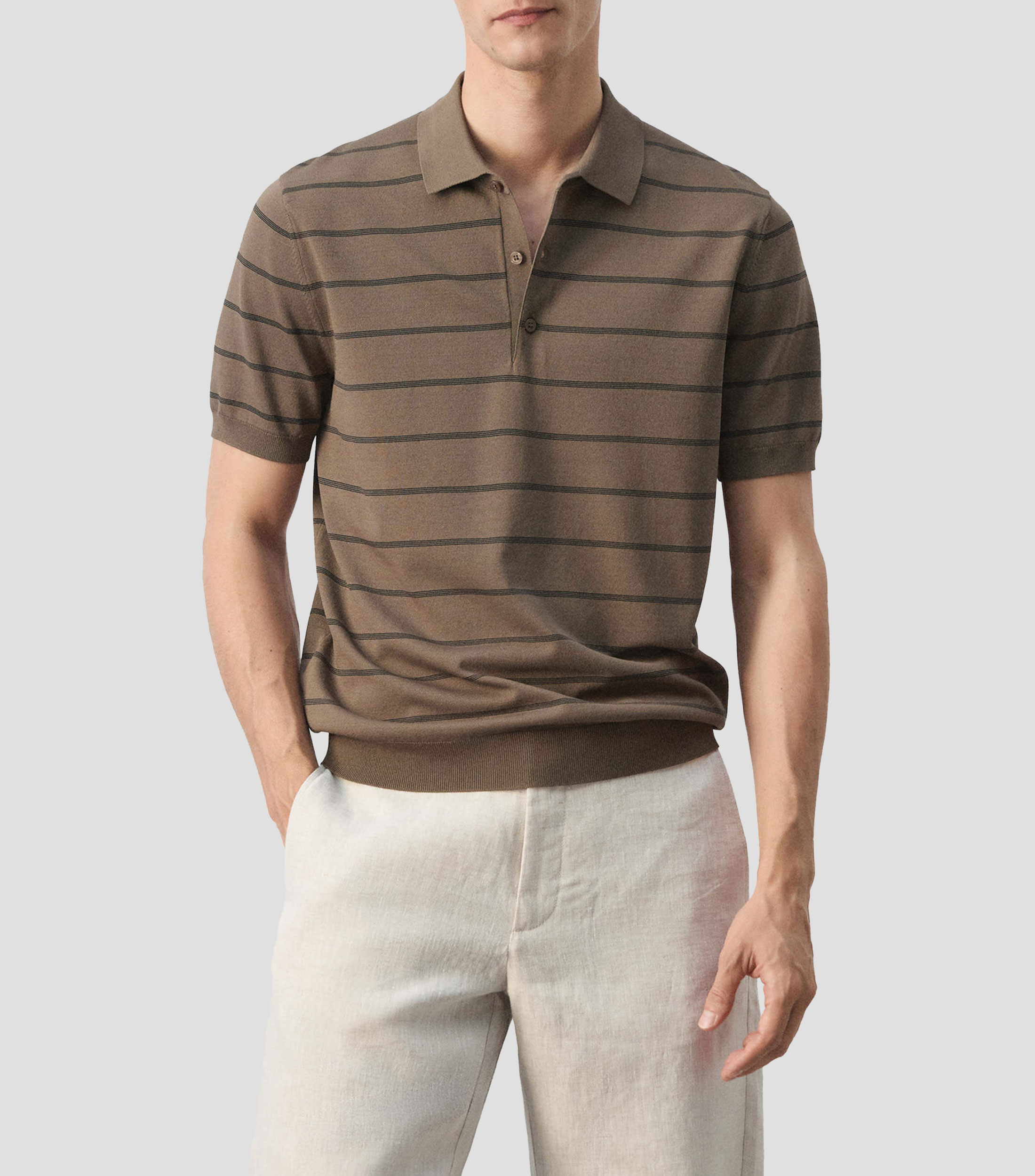 Playera tipo Polo manga corta con líneas Hombre