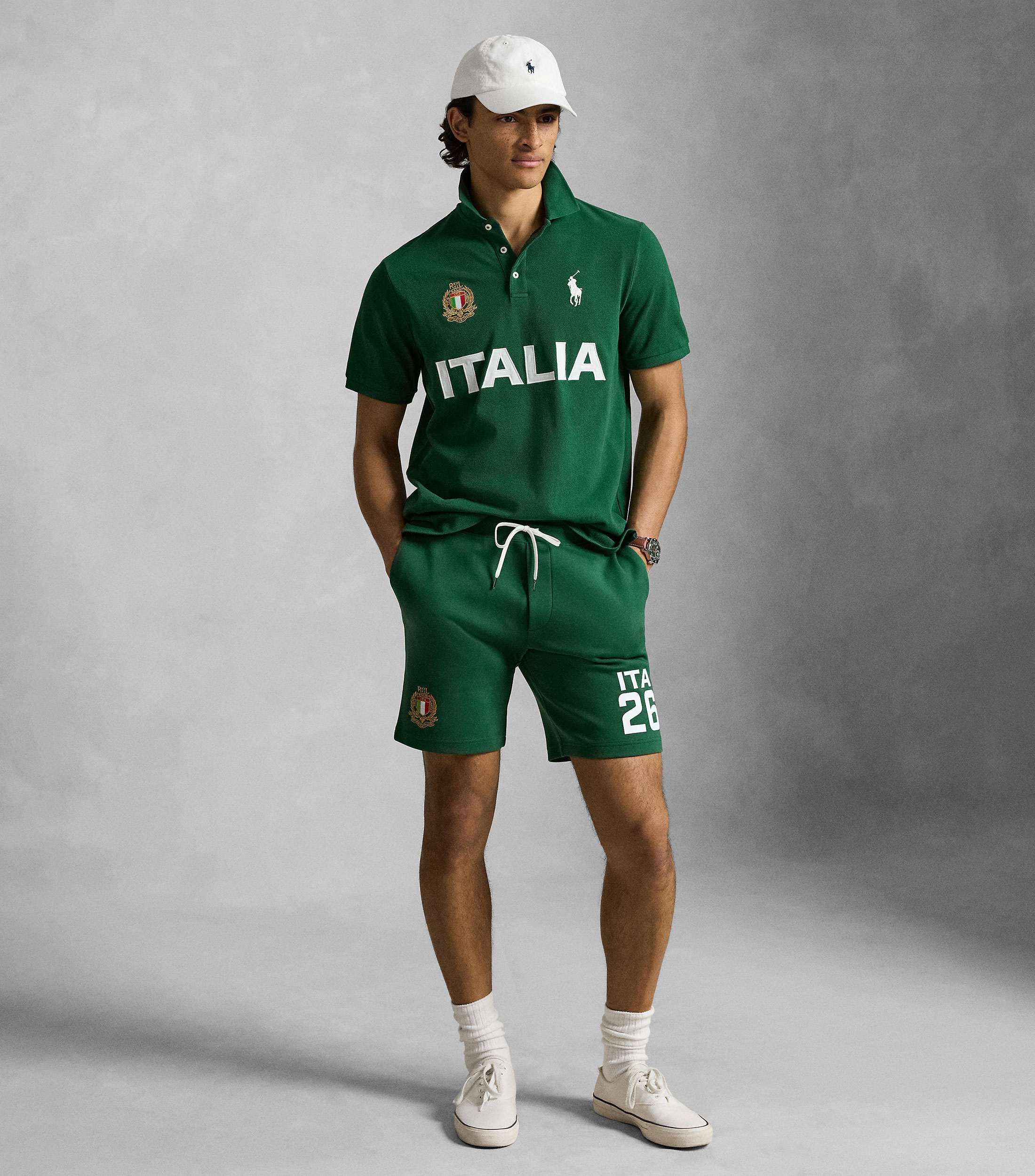 Playera tipo polo con manga corta bordada Hombre