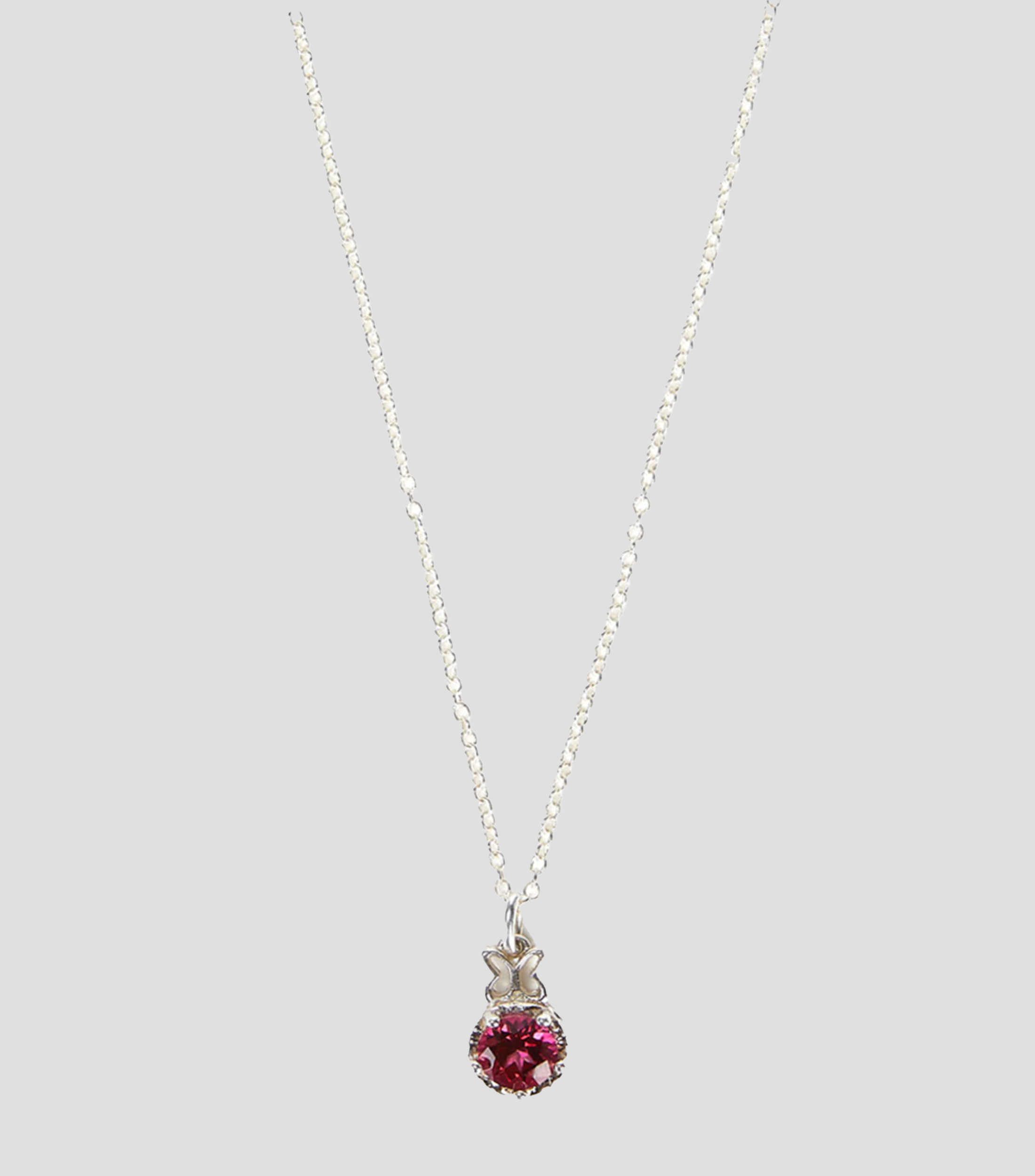 Dije en minimariposa en plata .925 con topacio blazing red Mujer