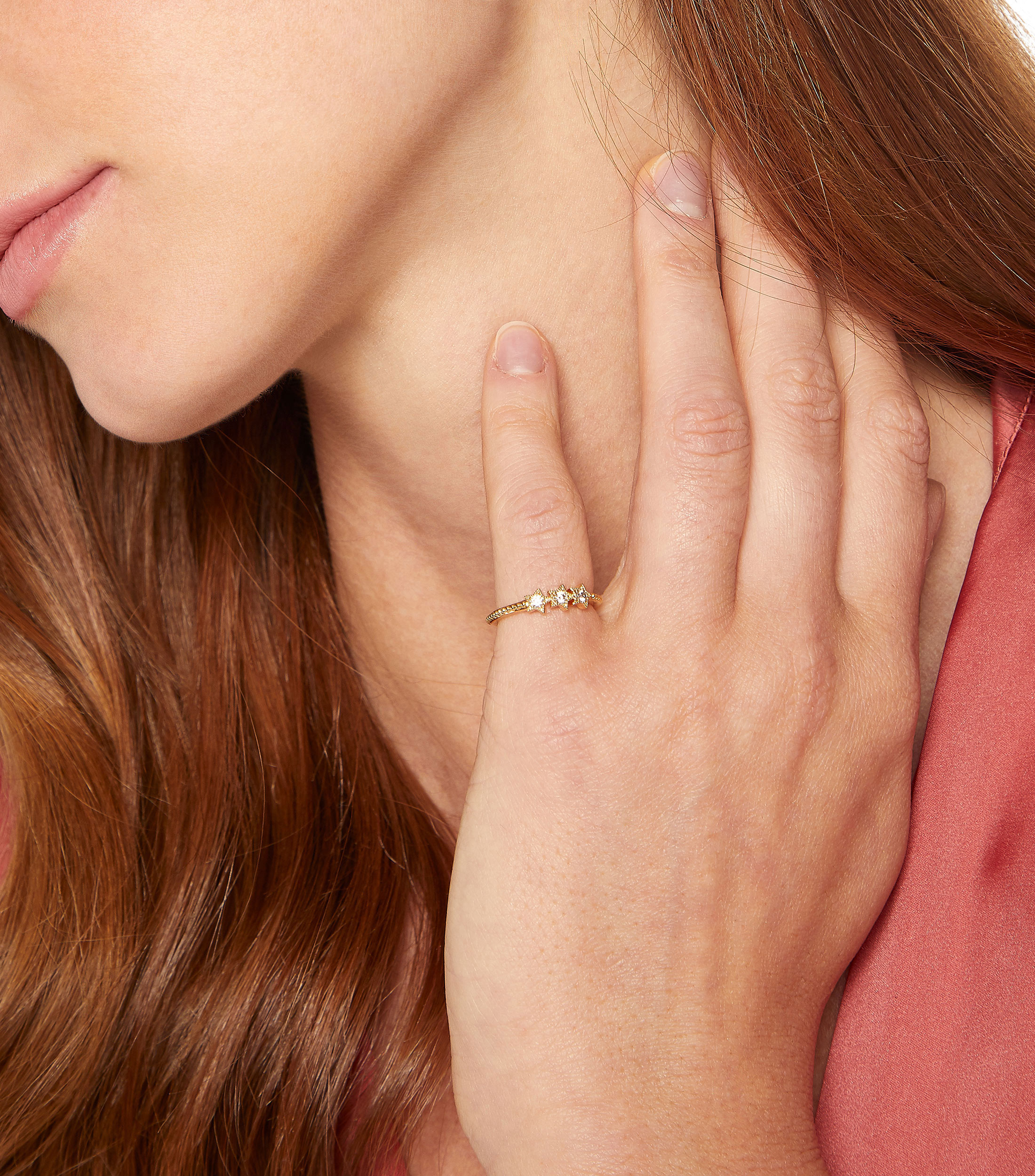 Anillo Estrella con Zirconias Mujer
