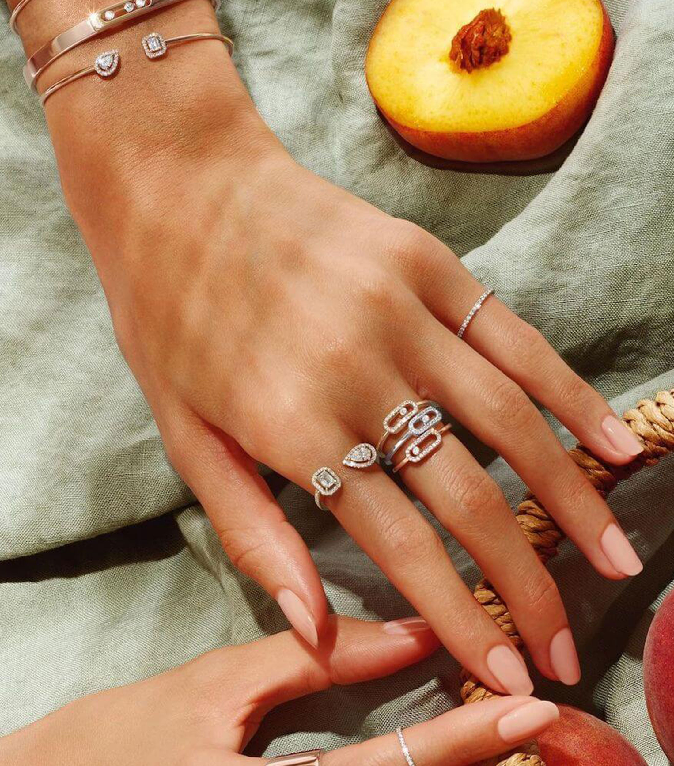 Anillo en Oro amarillo de 18 Kilates Move uno Classique Mujer