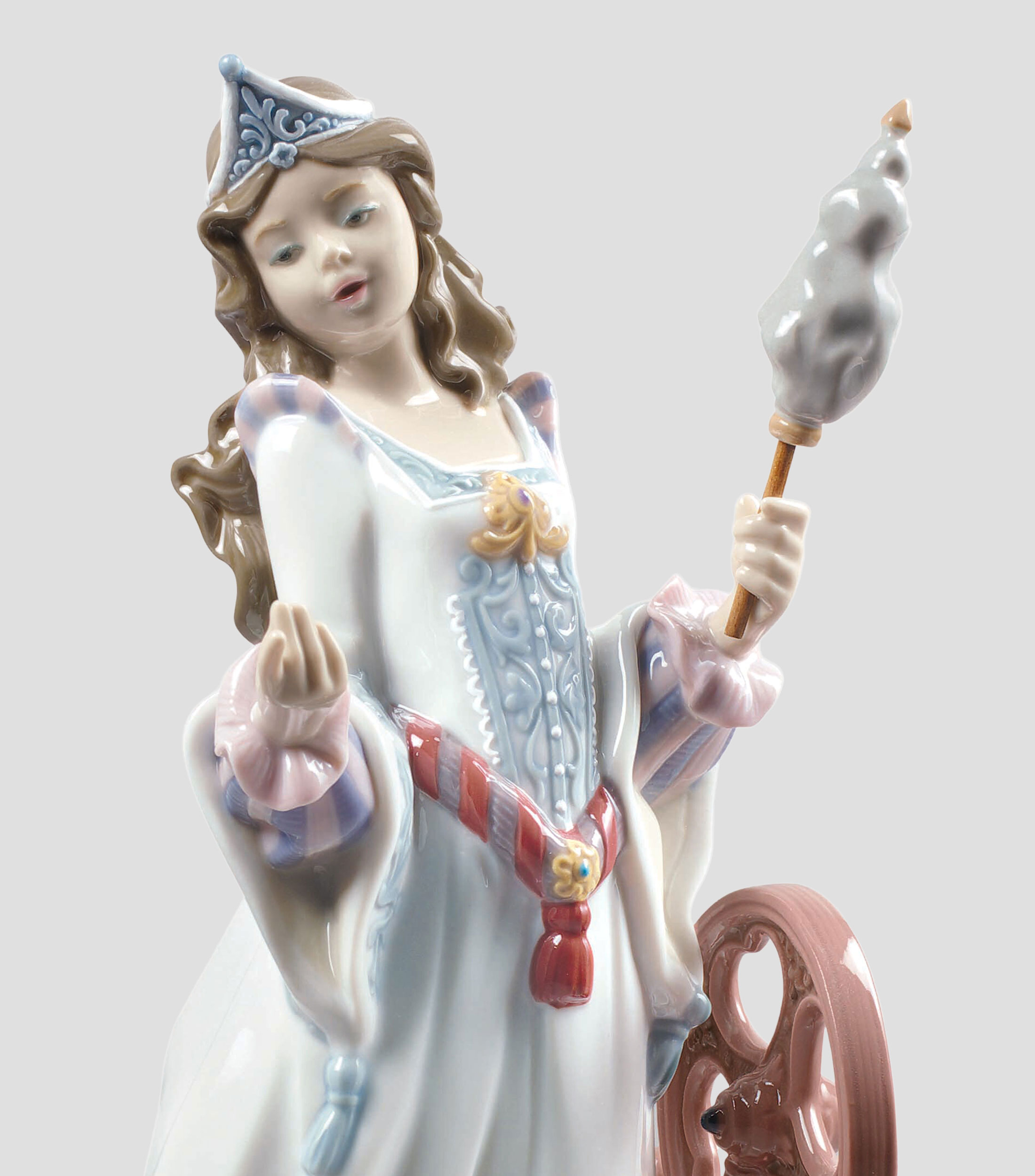 Figura La Bella Durmiente en porcelana