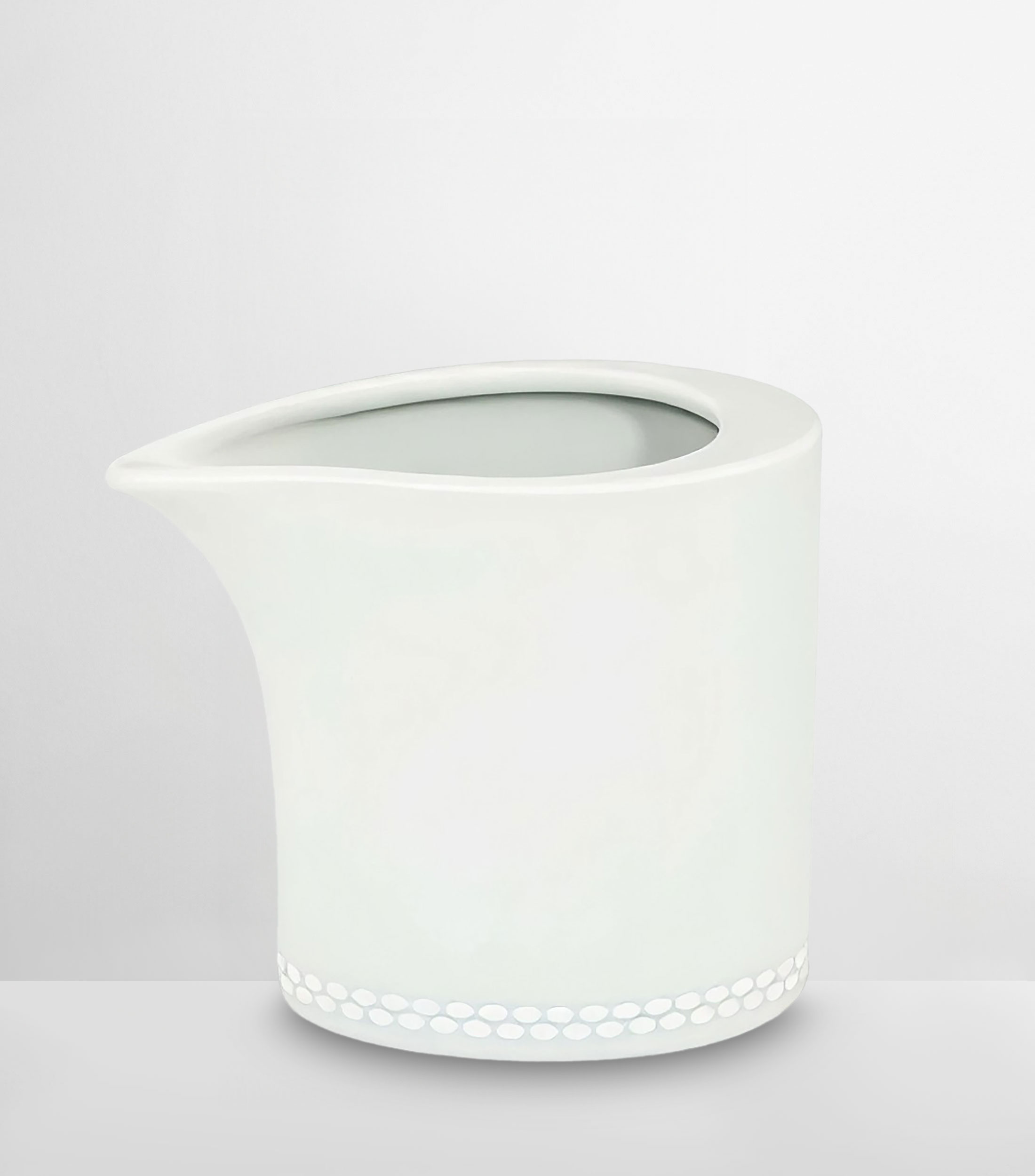 Lechera Perla en porcelana