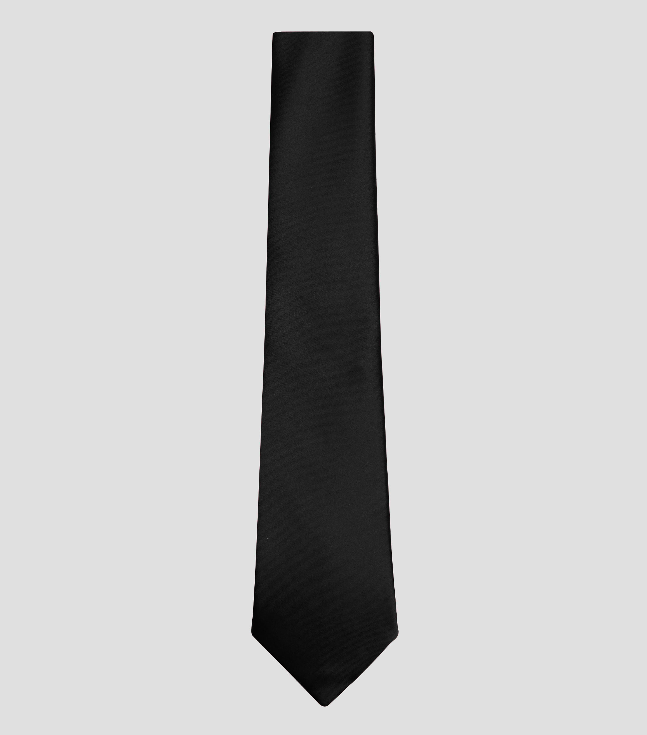 Corbata ancha lisa
