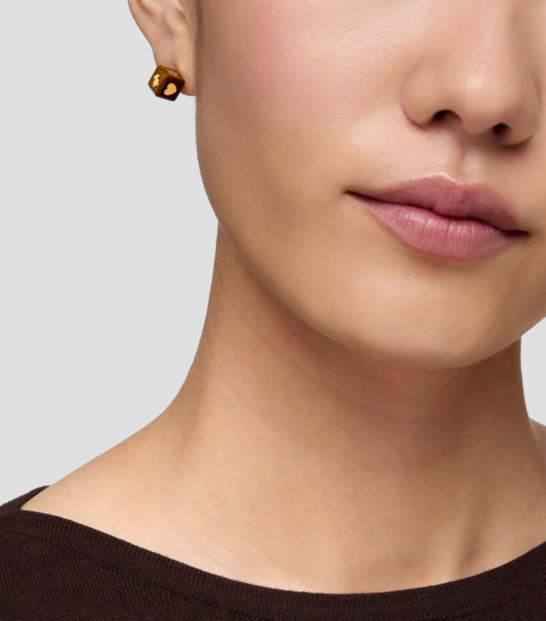 Aretes en oro amarillo 14 kilates con ojo de tigre Mujer