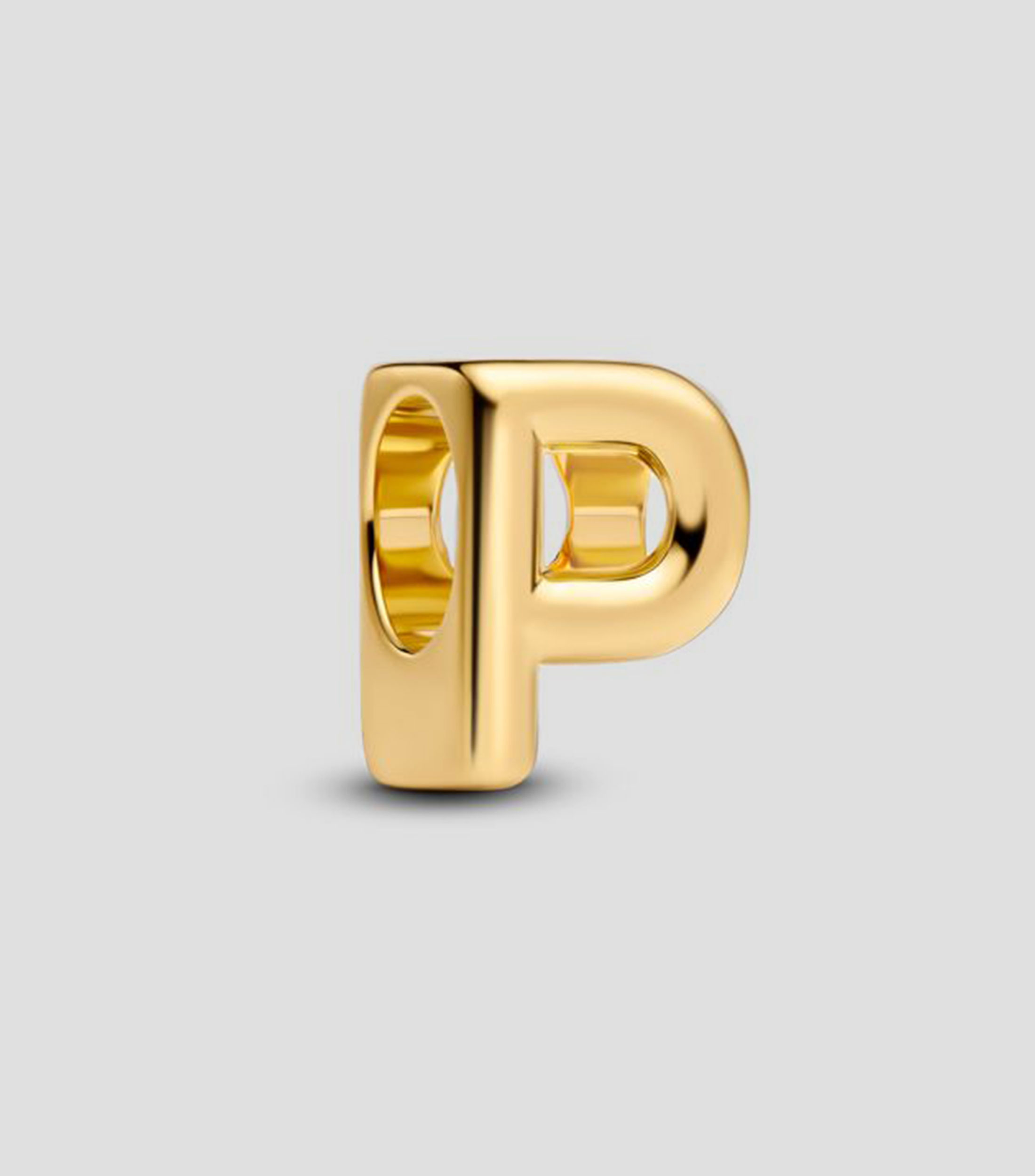 Charm en plata Letra P Unisex