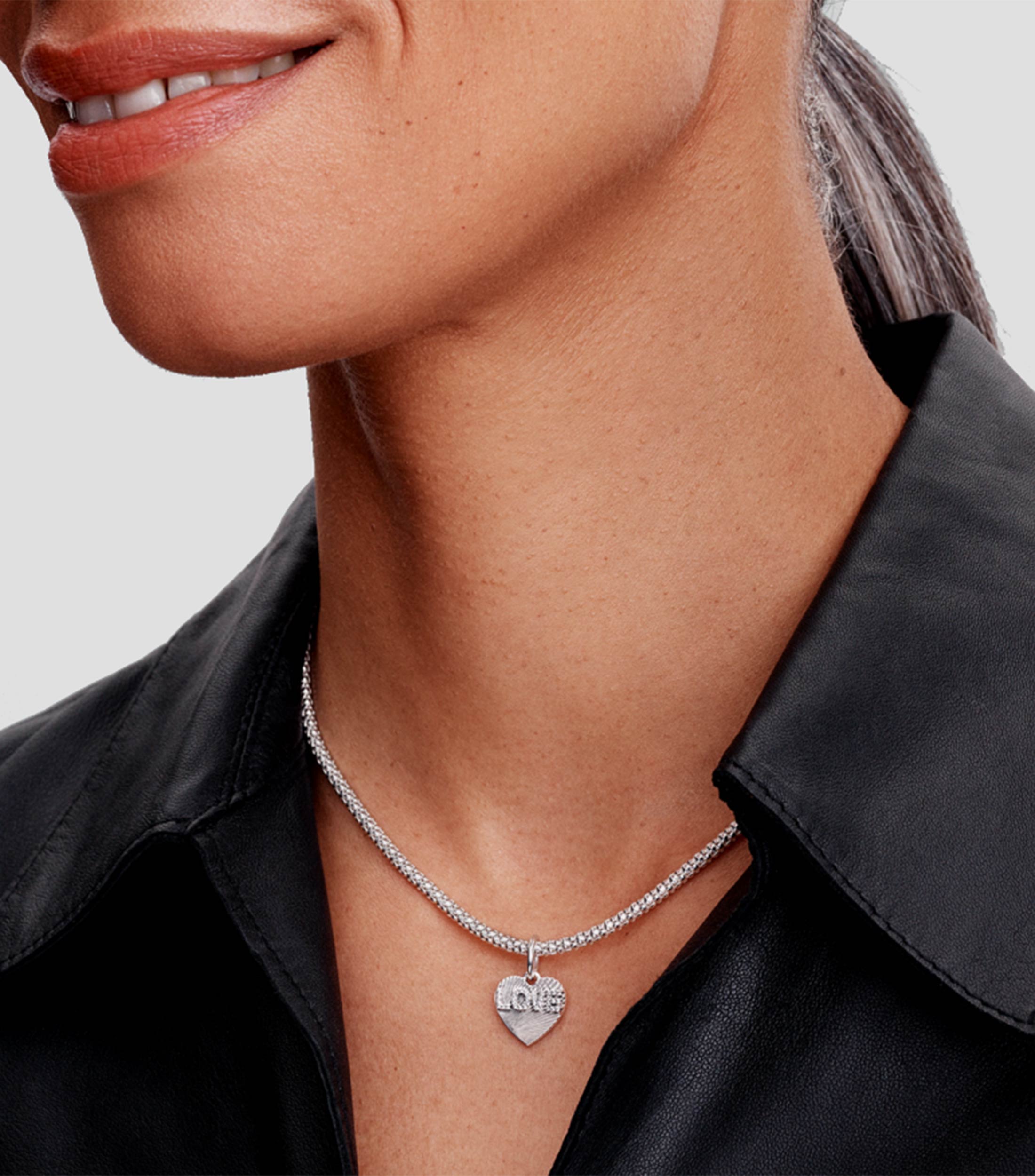 Charm en Plata Love Heart Mujer