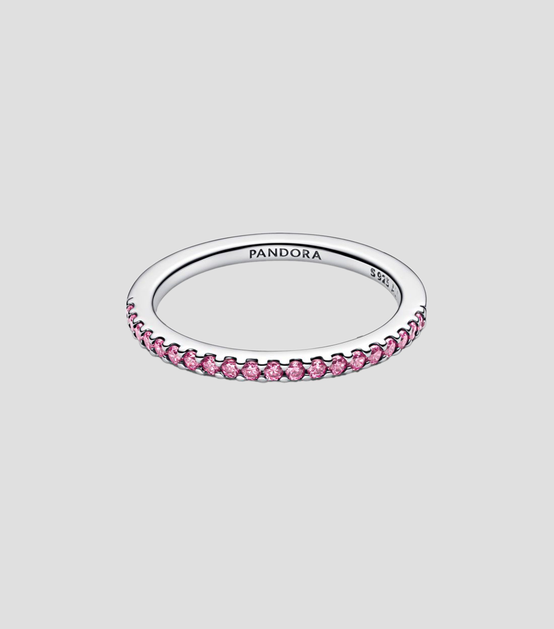 Anillo con incrustación de circonia cúbica Mujer