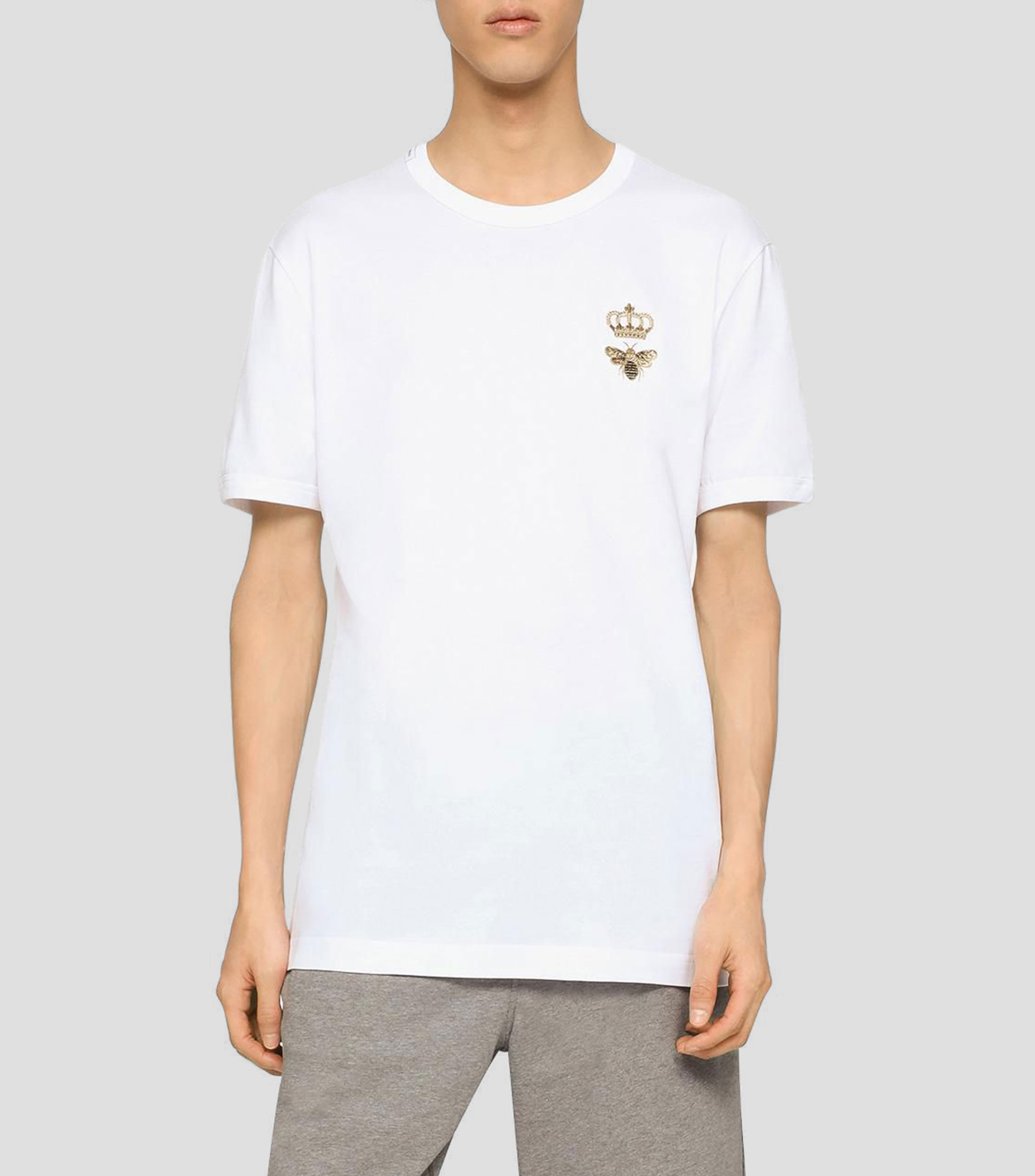 Playera cuello redondo manga corta Essential con bordado Hombre