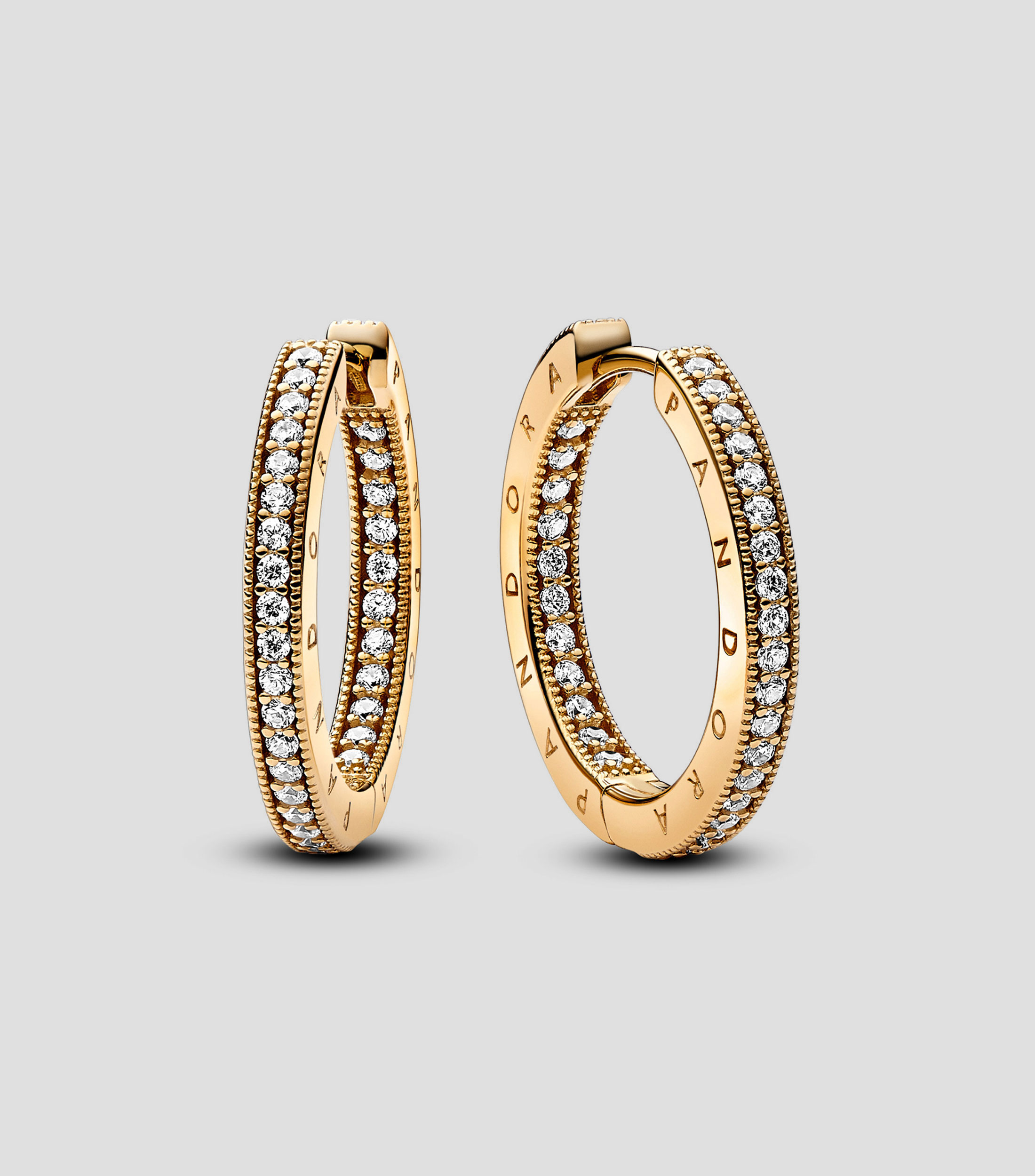 Aretes Pandora Signature con zirconia cúbica Mujer