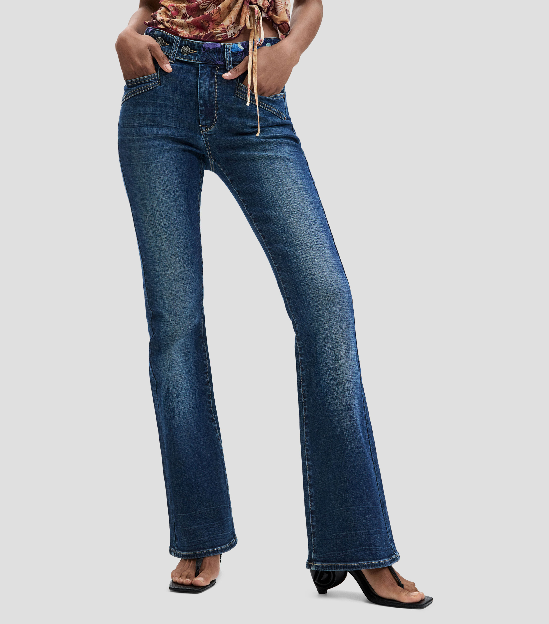 Jeans Flared Mujer