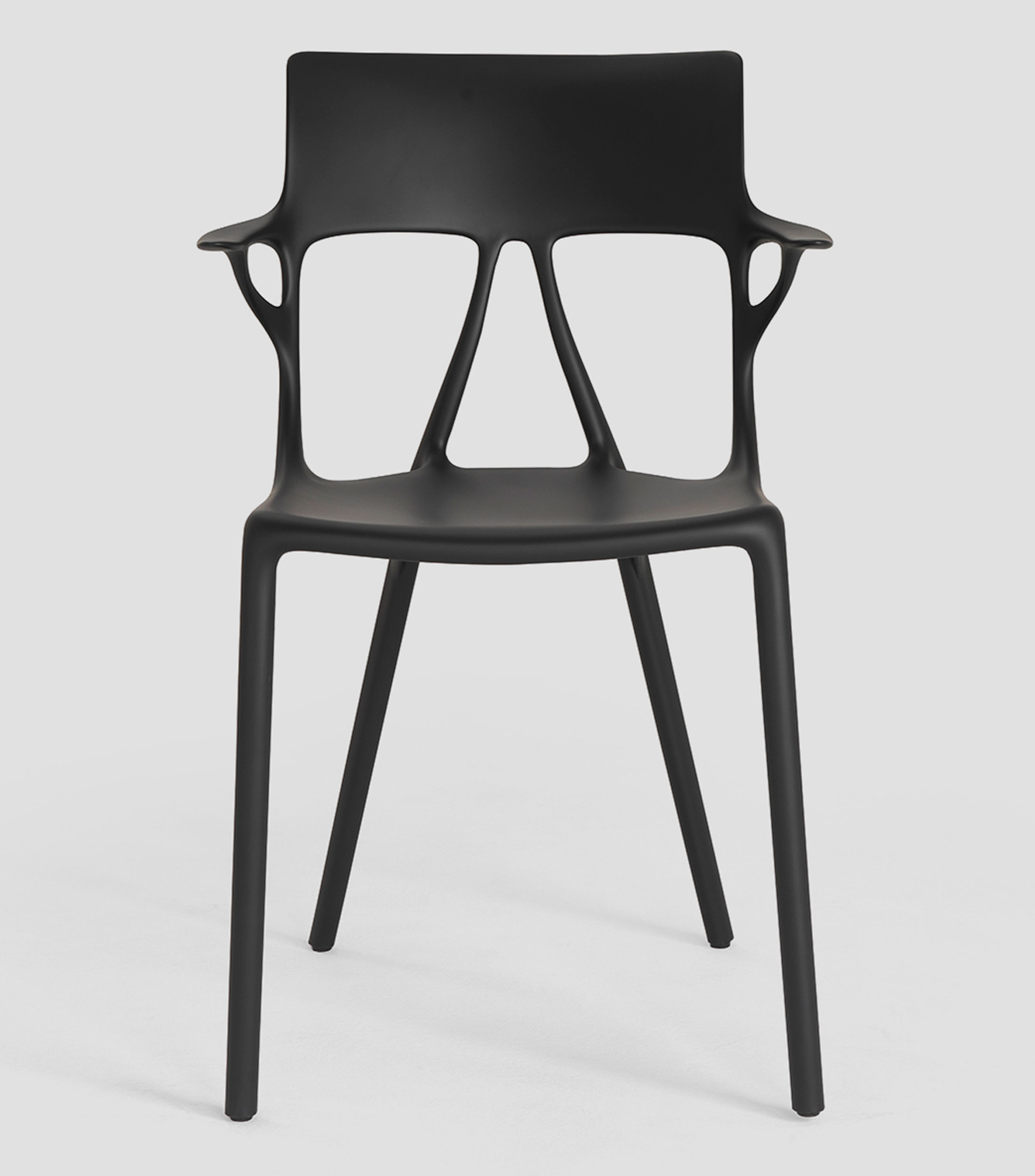 Silla A. I. en tecnopolímero termoplástico reciclado negra