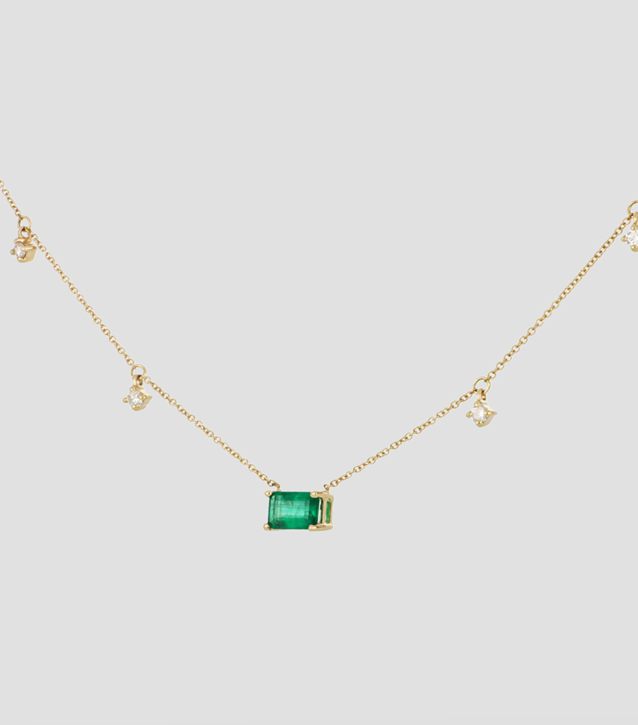 Gargantilla en oro amarillo de 18 Kilates con esmeralda y diamantes Mujer