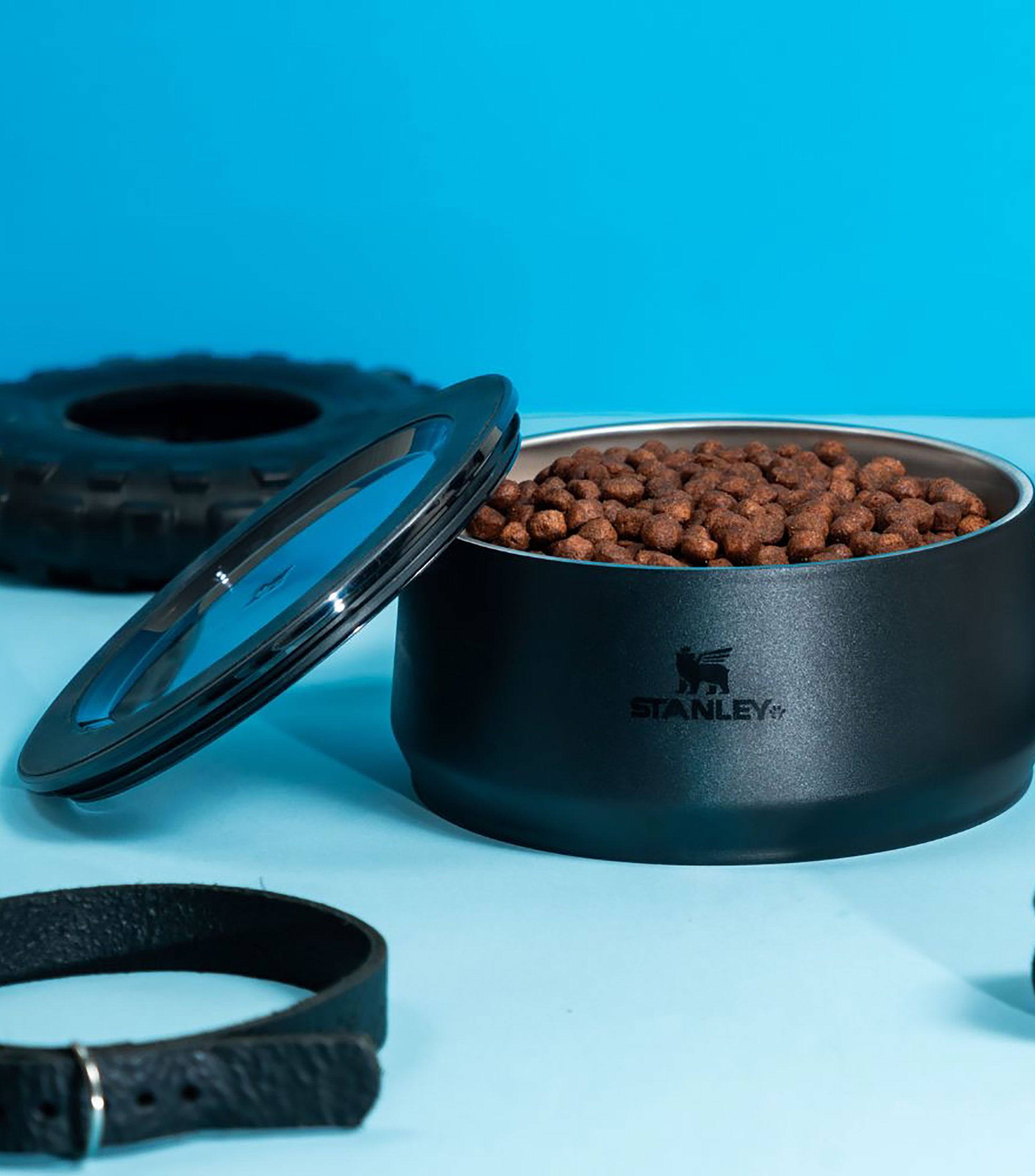 Bowl para mascota en acero inoxidable negro, 1.4 L.