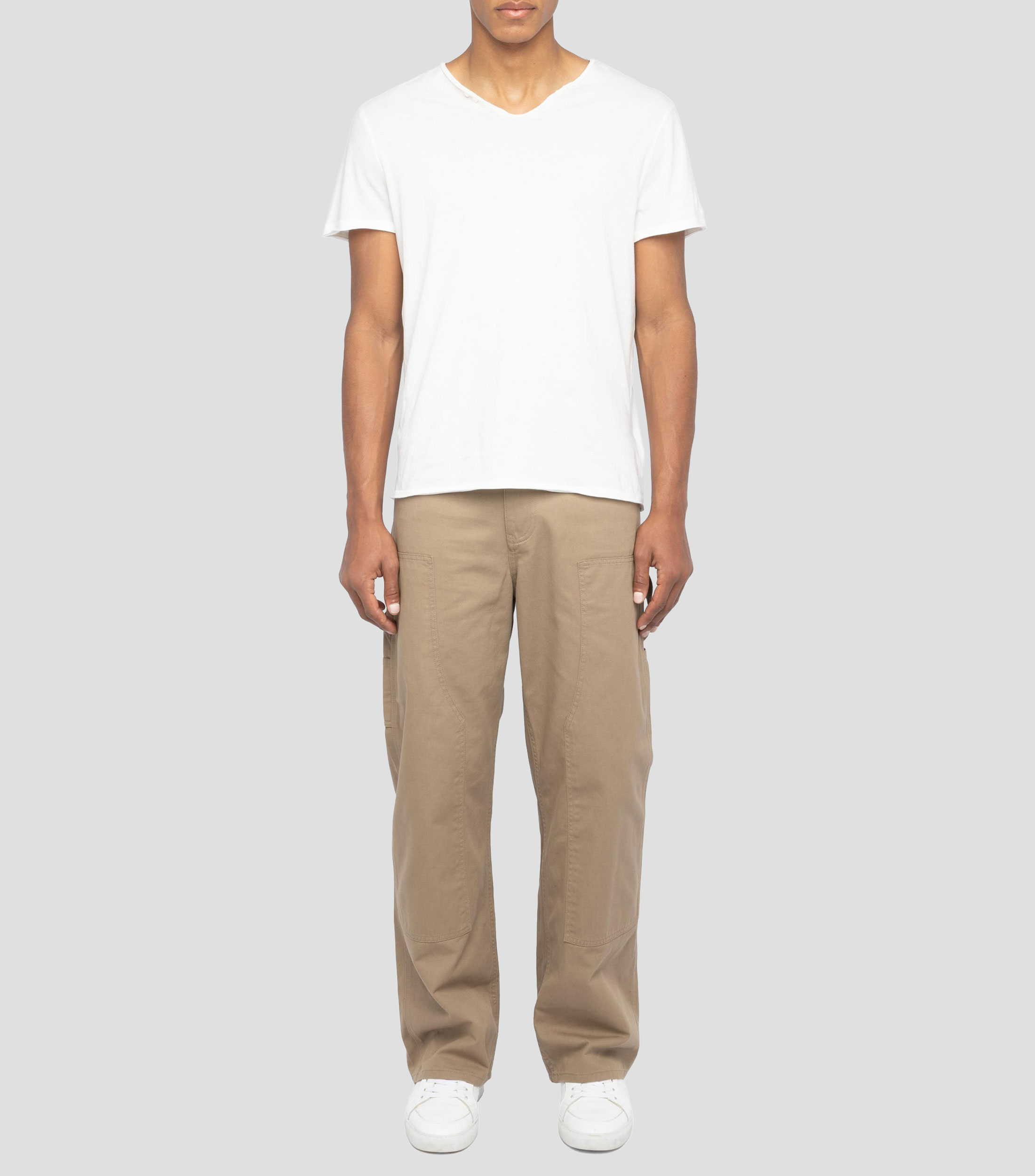 Playera cuello V manga corta lisa Hombre