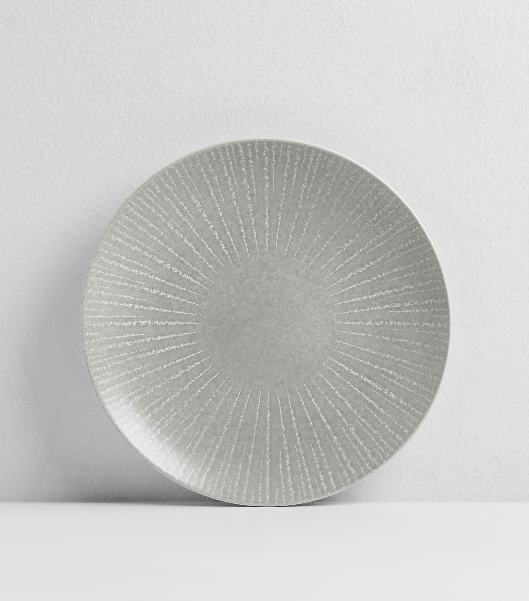 Plato para ensalada en cerámica gris