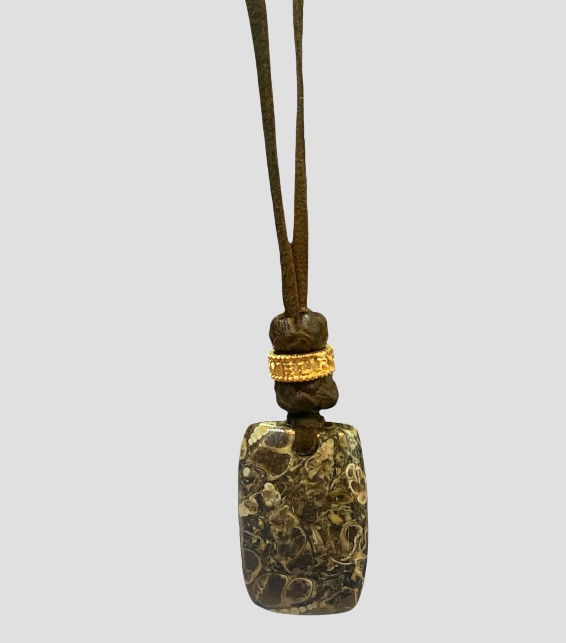 Collar con Amuleto Hombre
