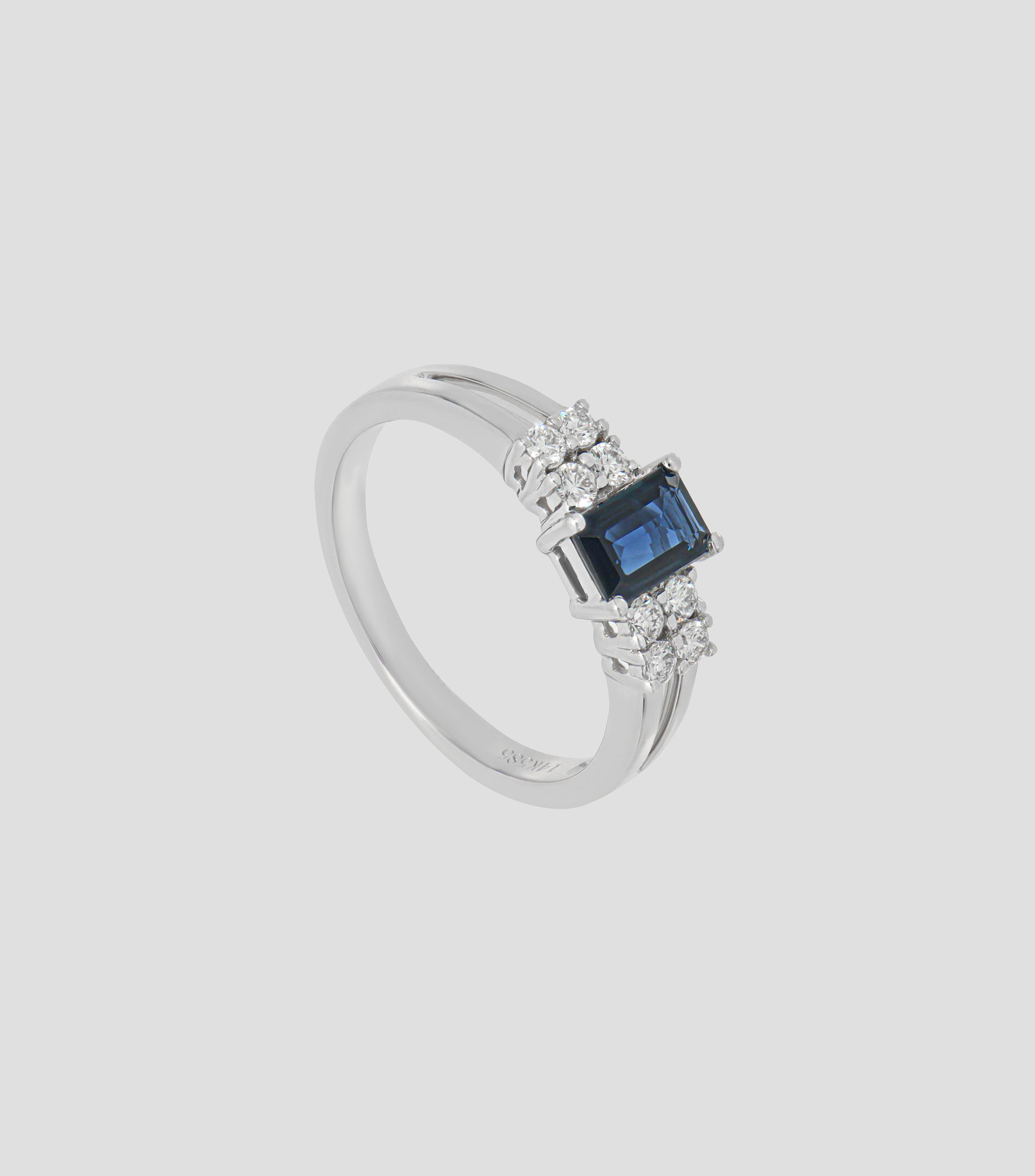 Anillo en Oro blanco de 14 Kilates con Zafiro y Diamante Mujer
