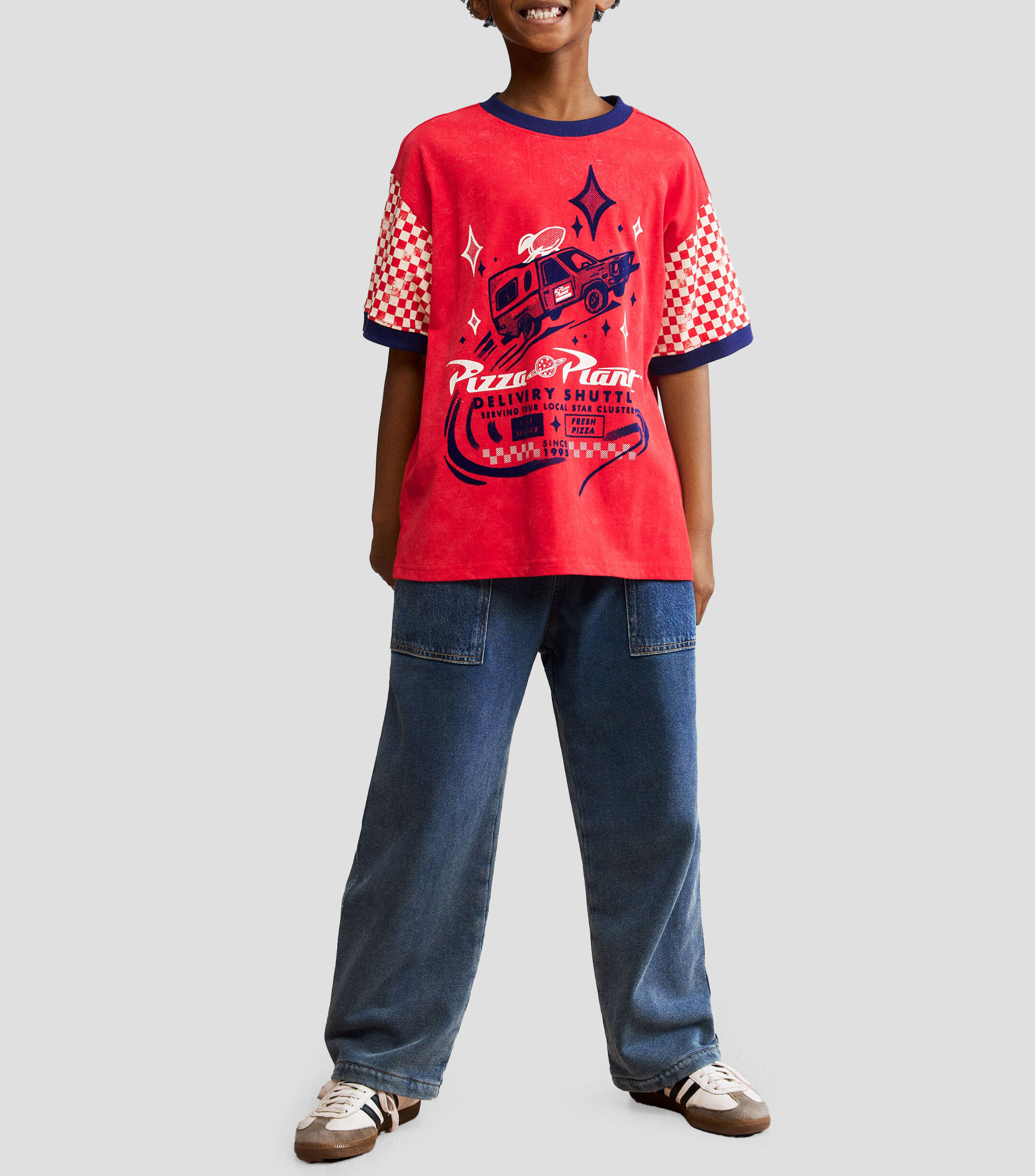 Playera cuello redondo manga corta con estampado Niño