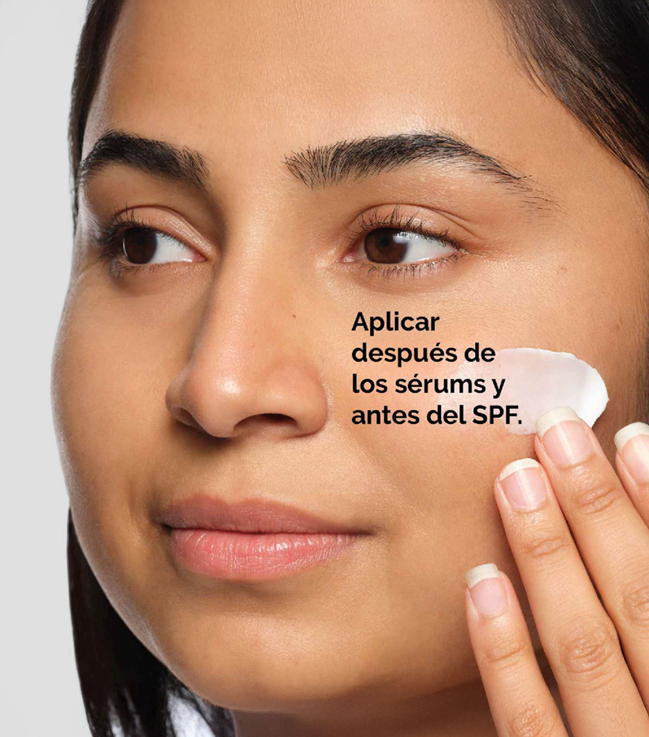 Crema Facial Hidratante Natural Moisturizing Factors + HA Ácido Hialurónico, 30 ml