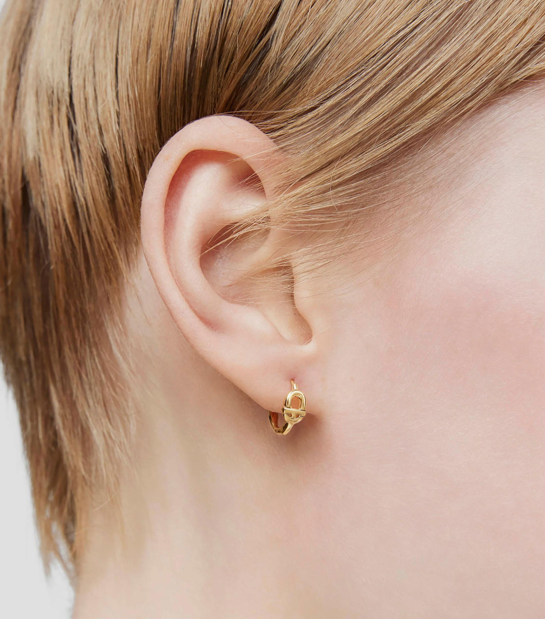 Aretes en Oro amarillo de 18 kilates Manifesto Mujer