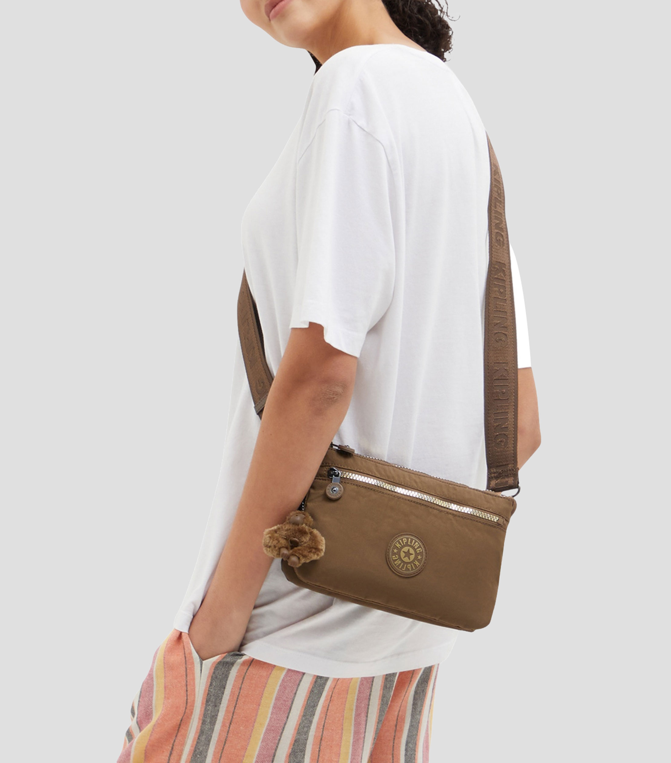 Bolsa crossbody café lisa Mujer