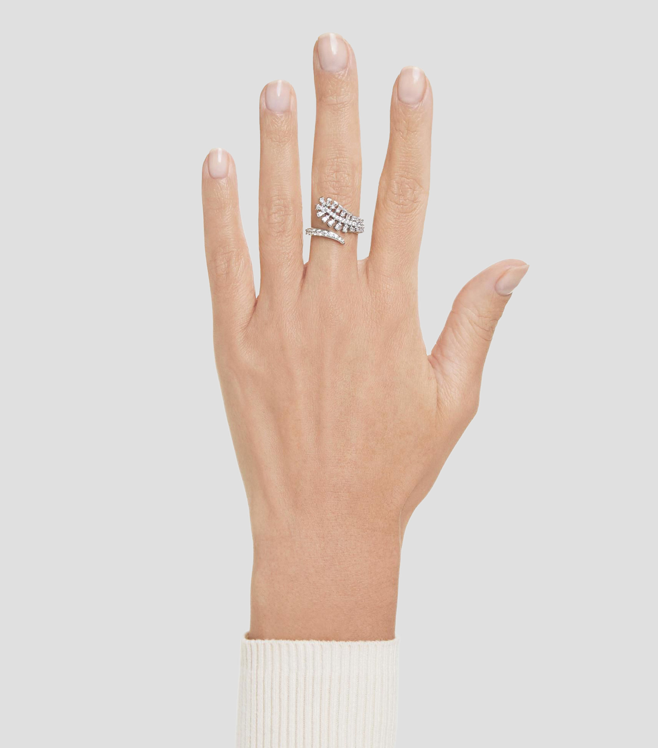 Anillo abierto con incrustaciones de cristales en corte baguette y circular Vienna Mujer