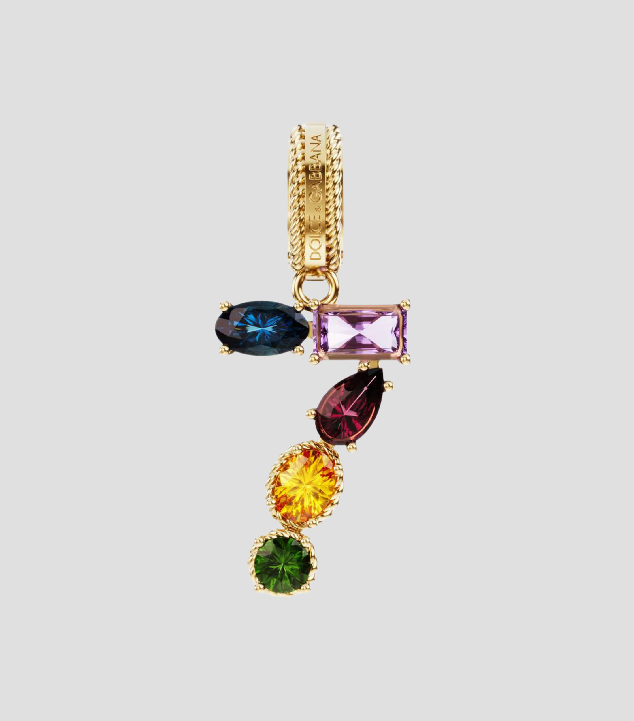 Charm en Oro de 18 Kilates Número 7 Mujer
