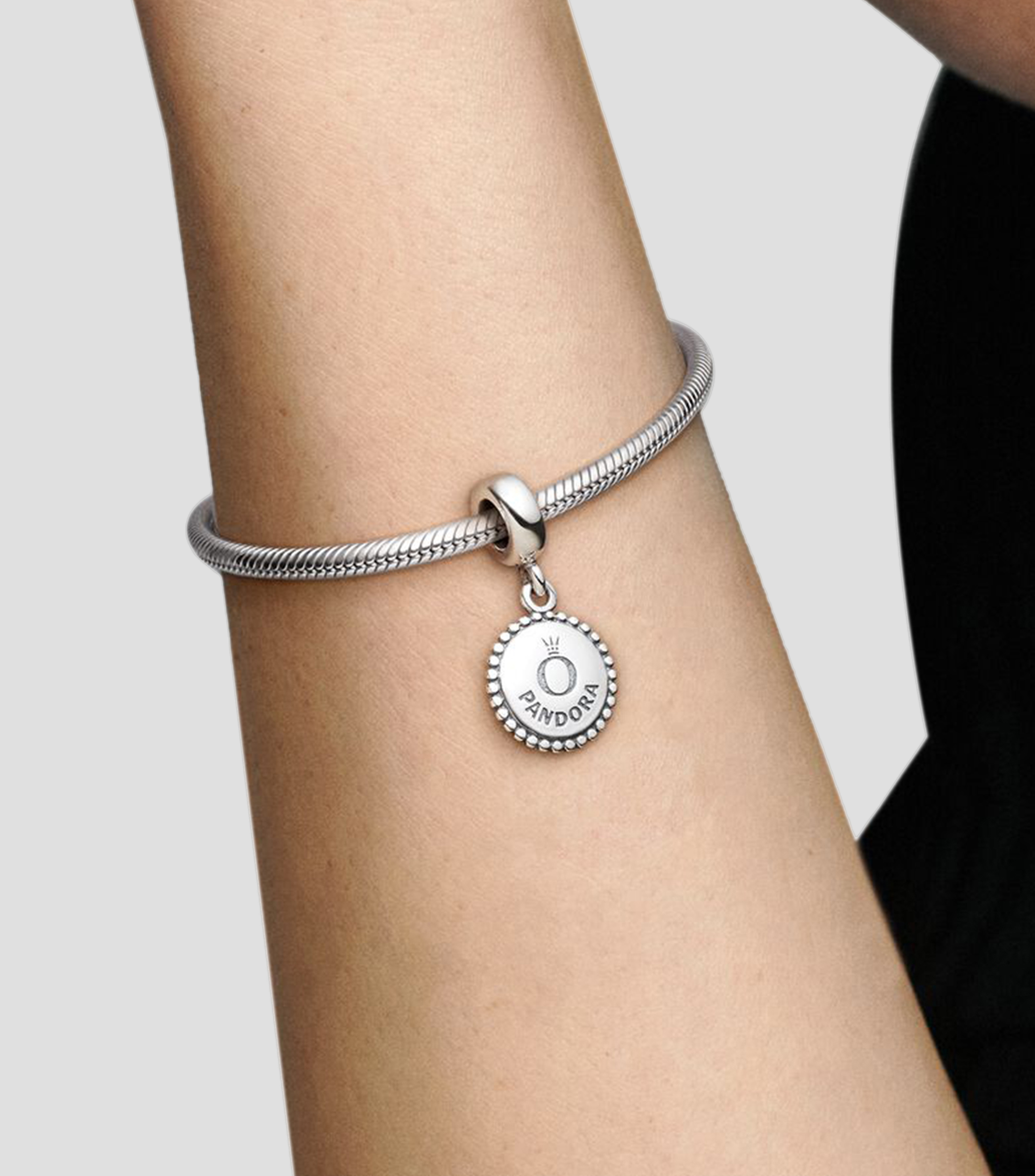 Charm redondo en plata Moments Mujer