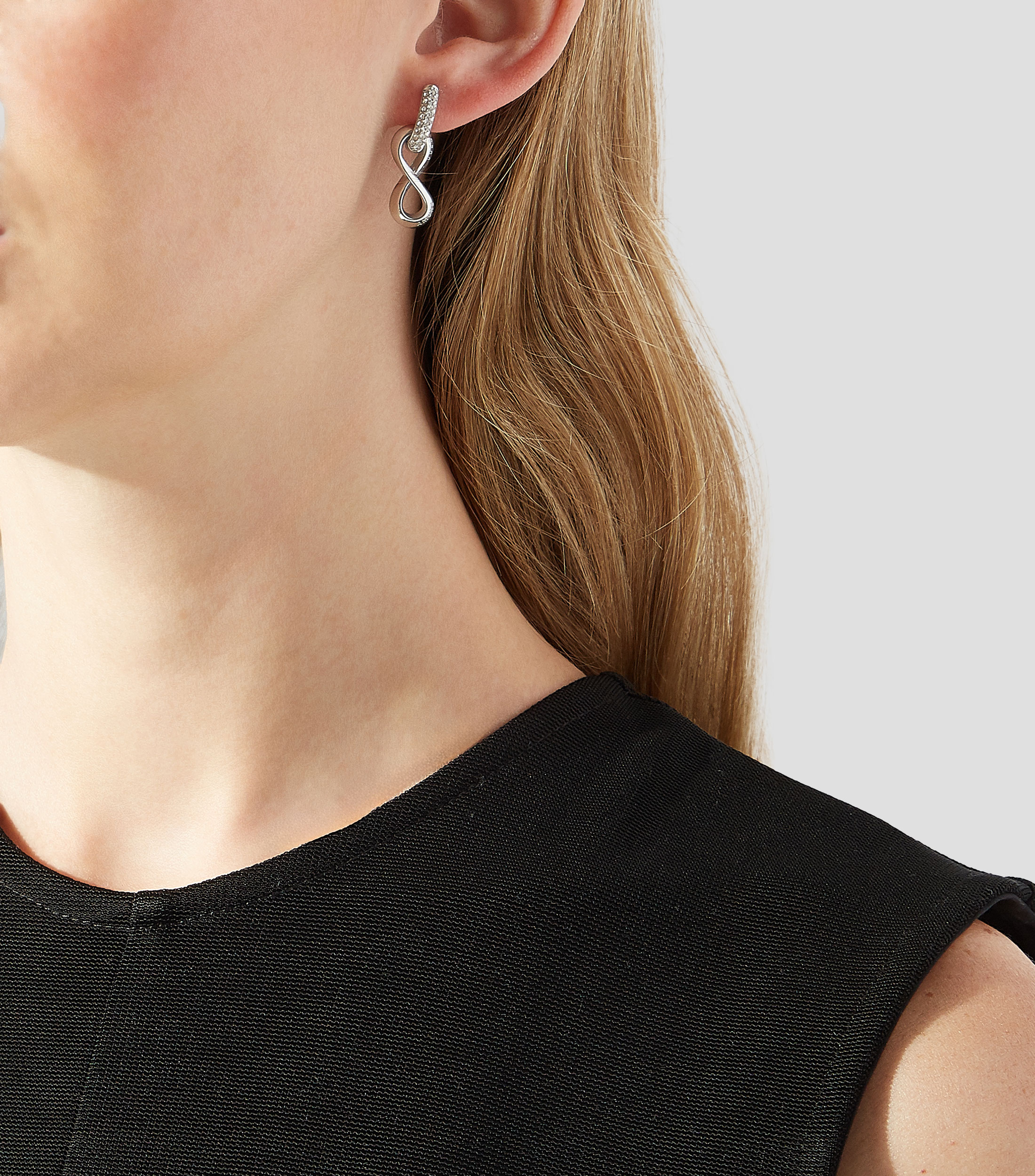 Aretes Amor Infinito con circonias Mujer
