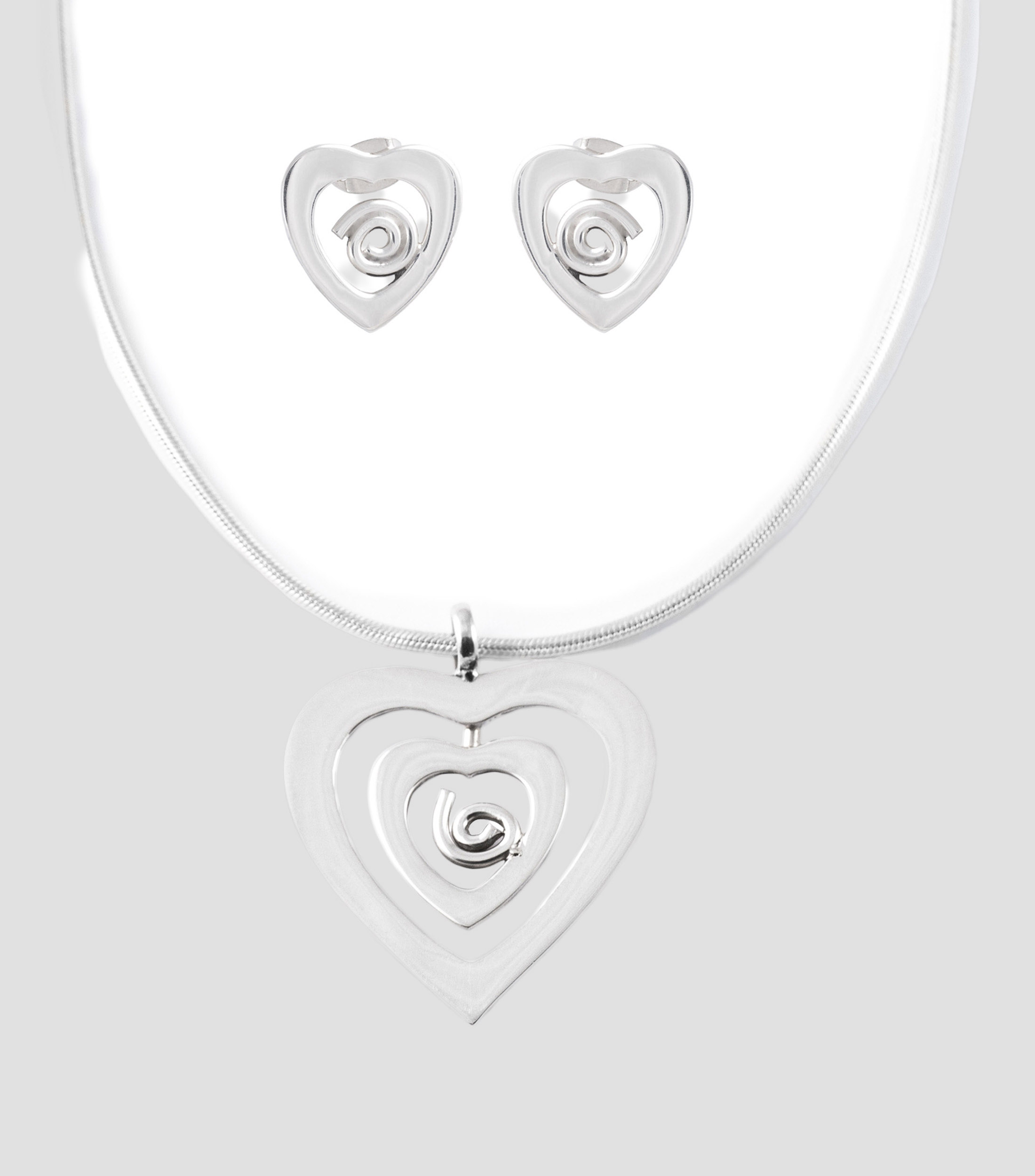 Set de Aretes y dije en plata .925 Corazon Mujer