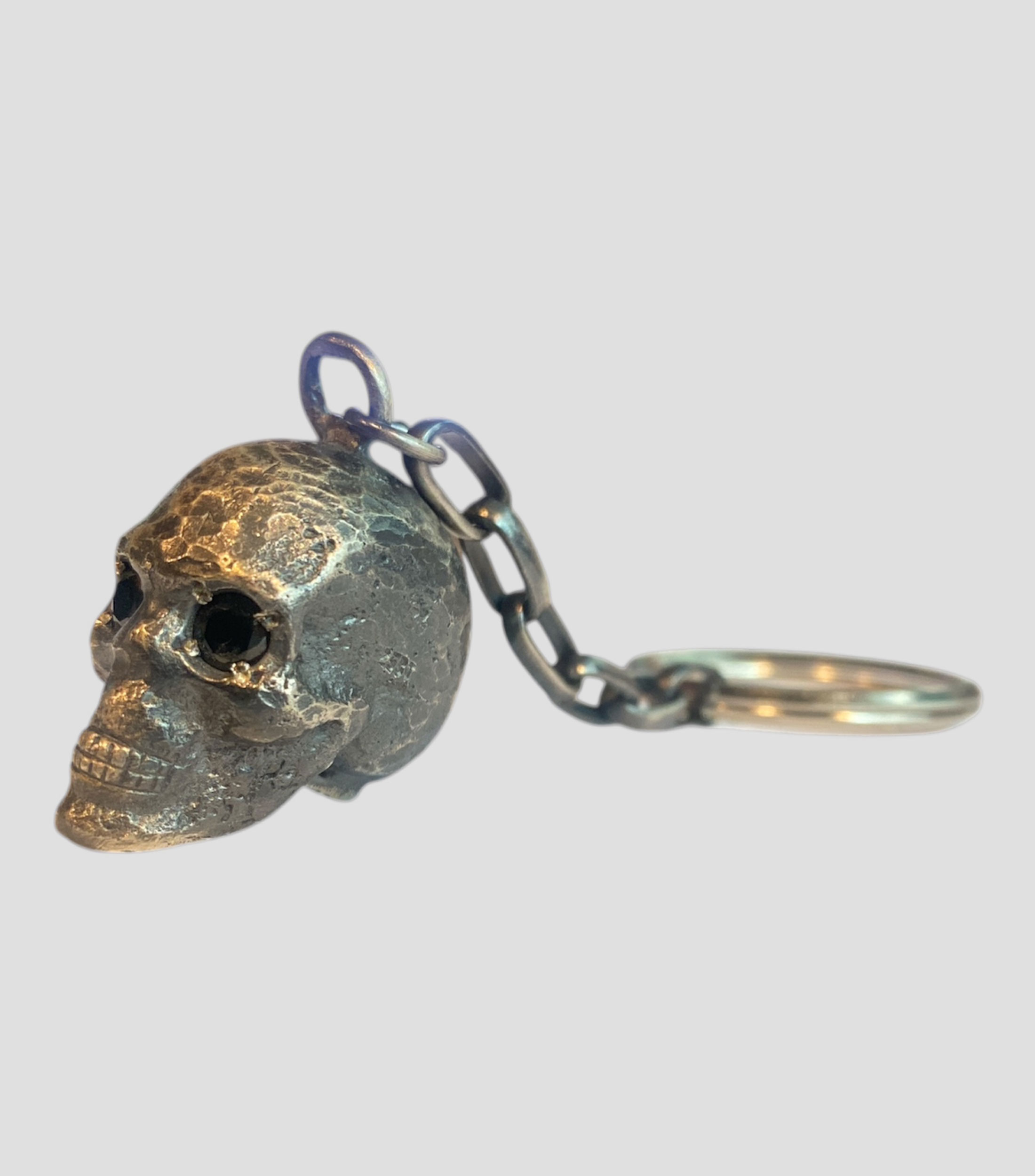 Llavero Skull Carved Small en plata .925 Hombre