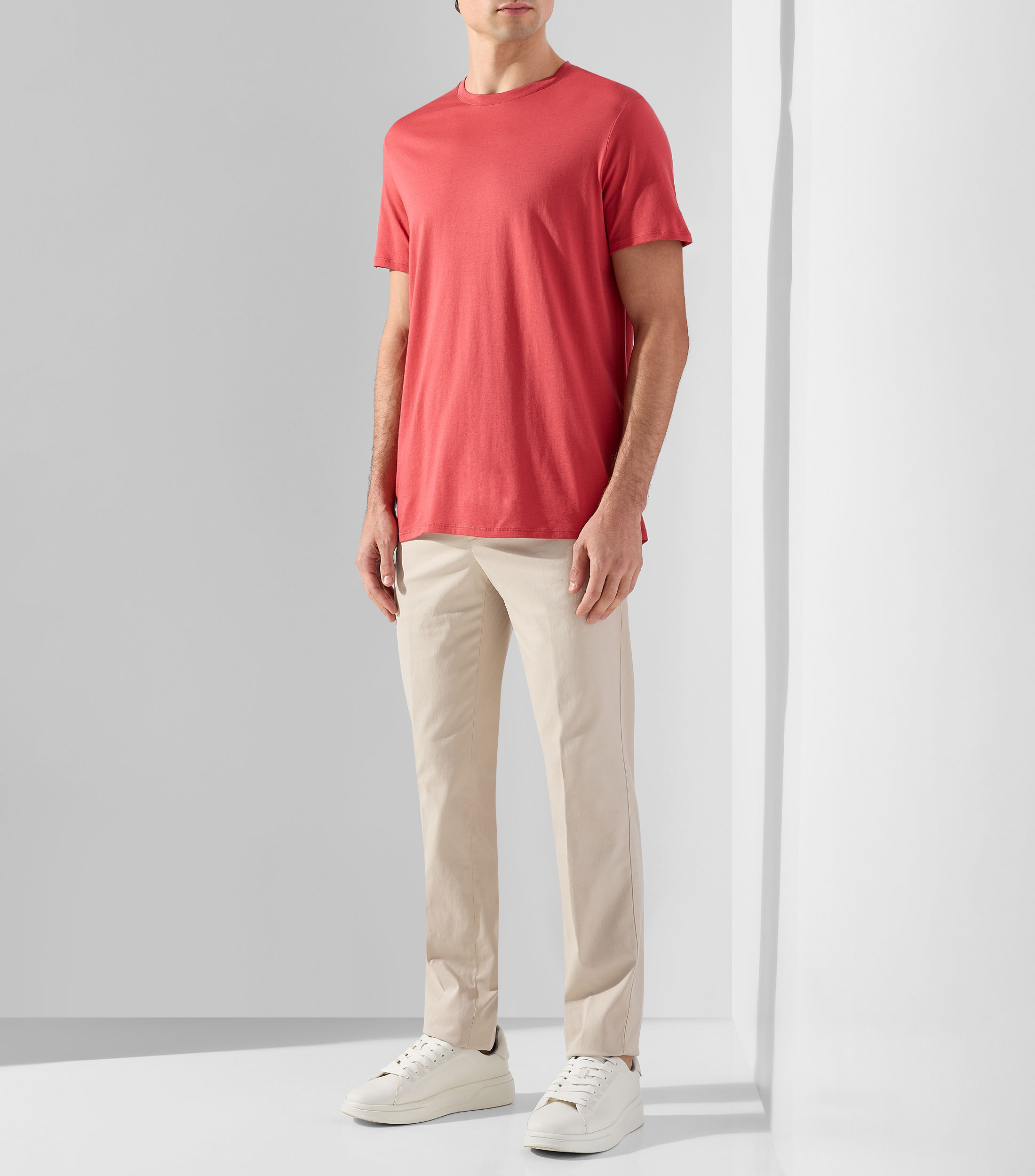 Playera de cuello redondo y manga corta Hombre