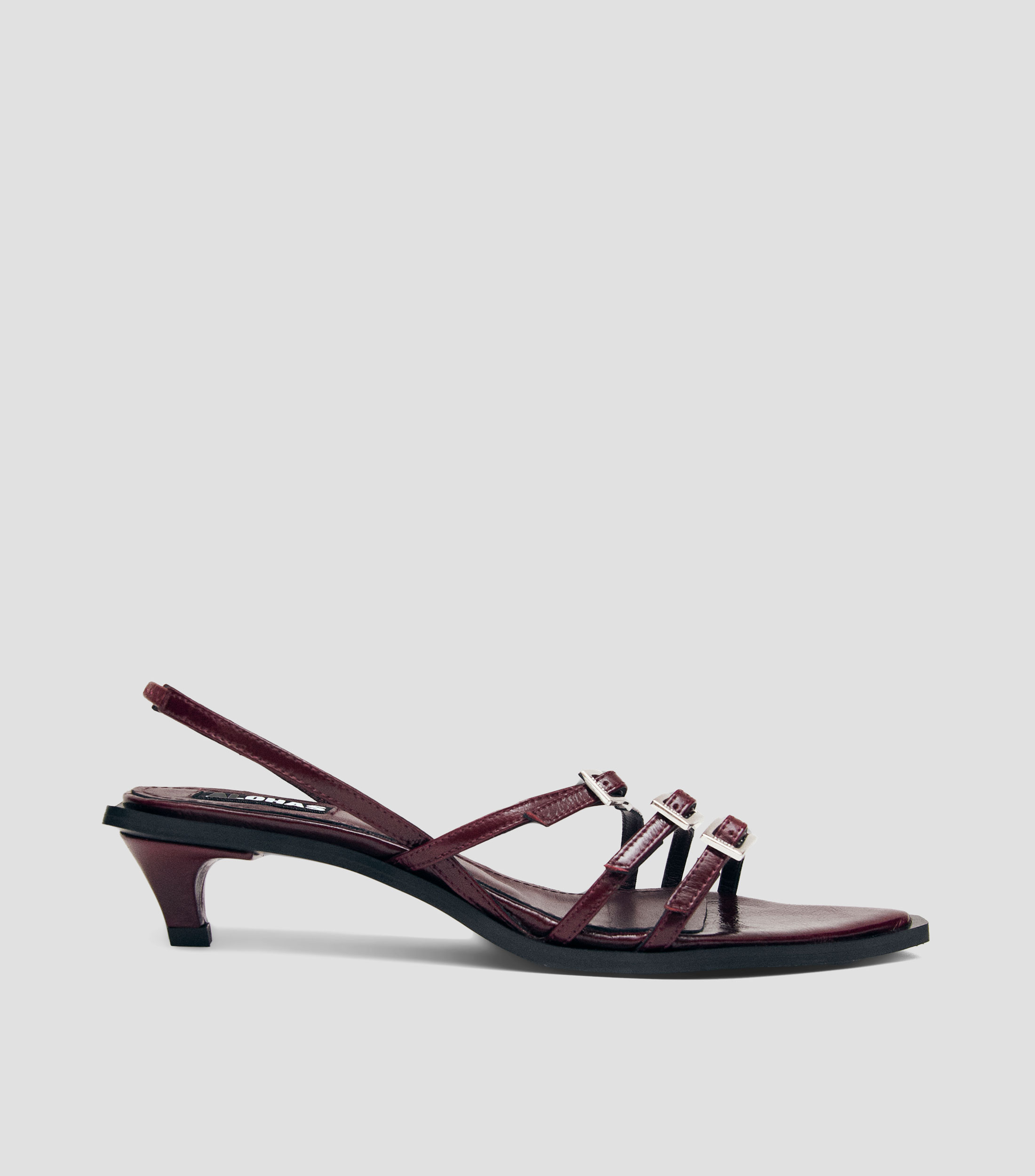 Sandalias con tacón bajo Mujer
