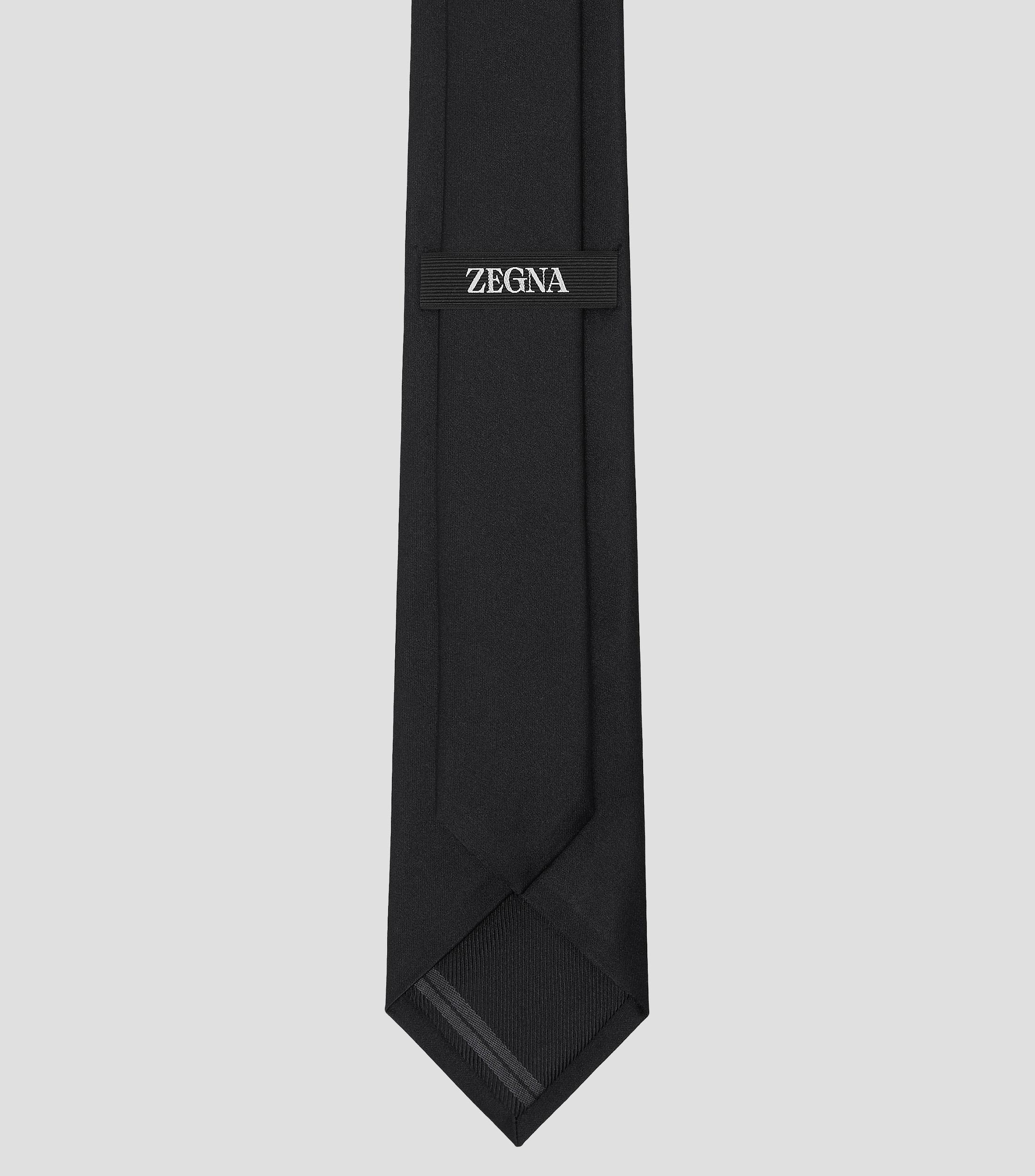 Corbata Ancha en Seda Negra Hombre