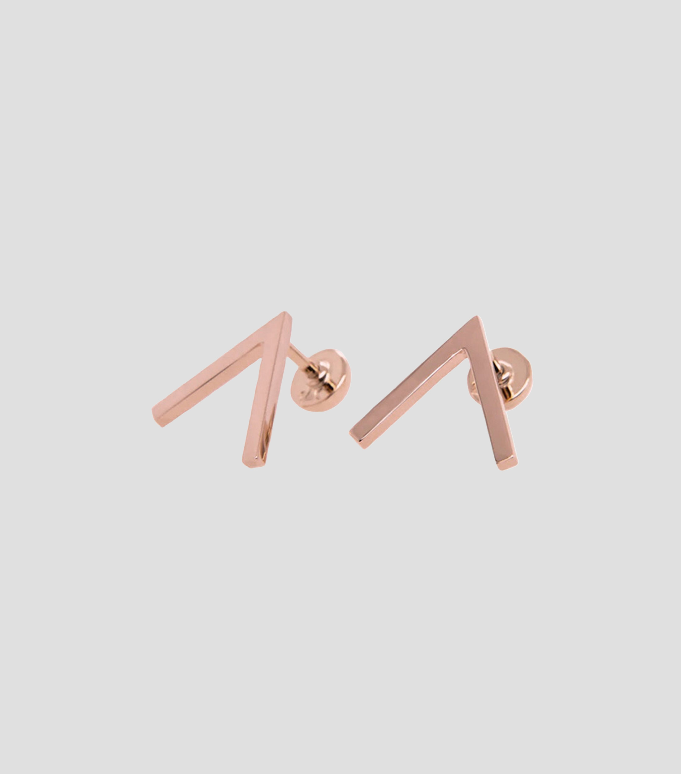 Aretes en oro rosa de 14 kilates con V invertida Ana Mujer