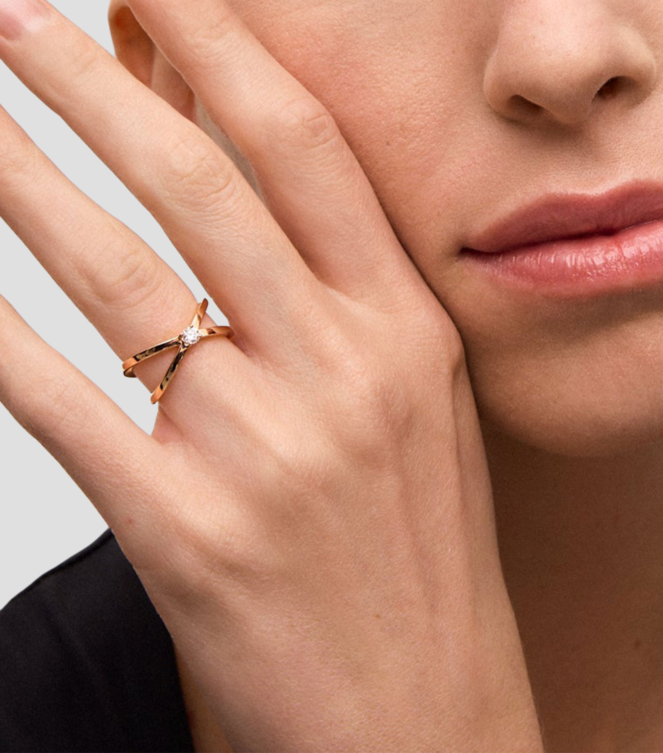 Anillo cruzado en Oro rosa de 18 kilates Idalia con diamantes Mujer