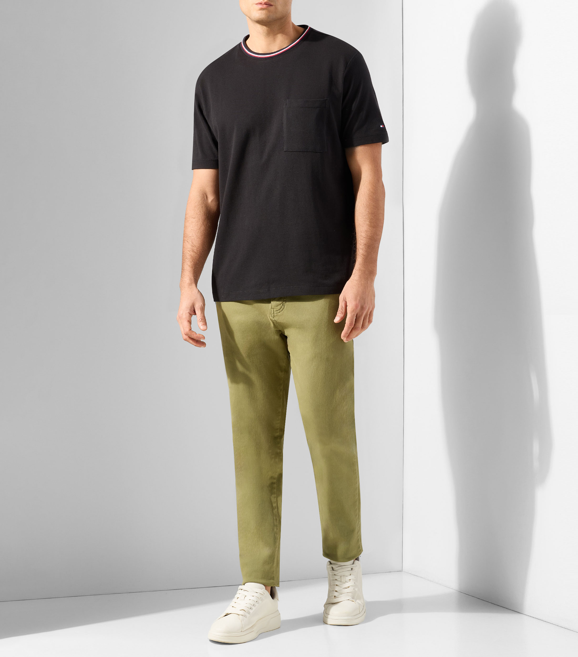 Playera cuello redondo manga corta lisa Hombre