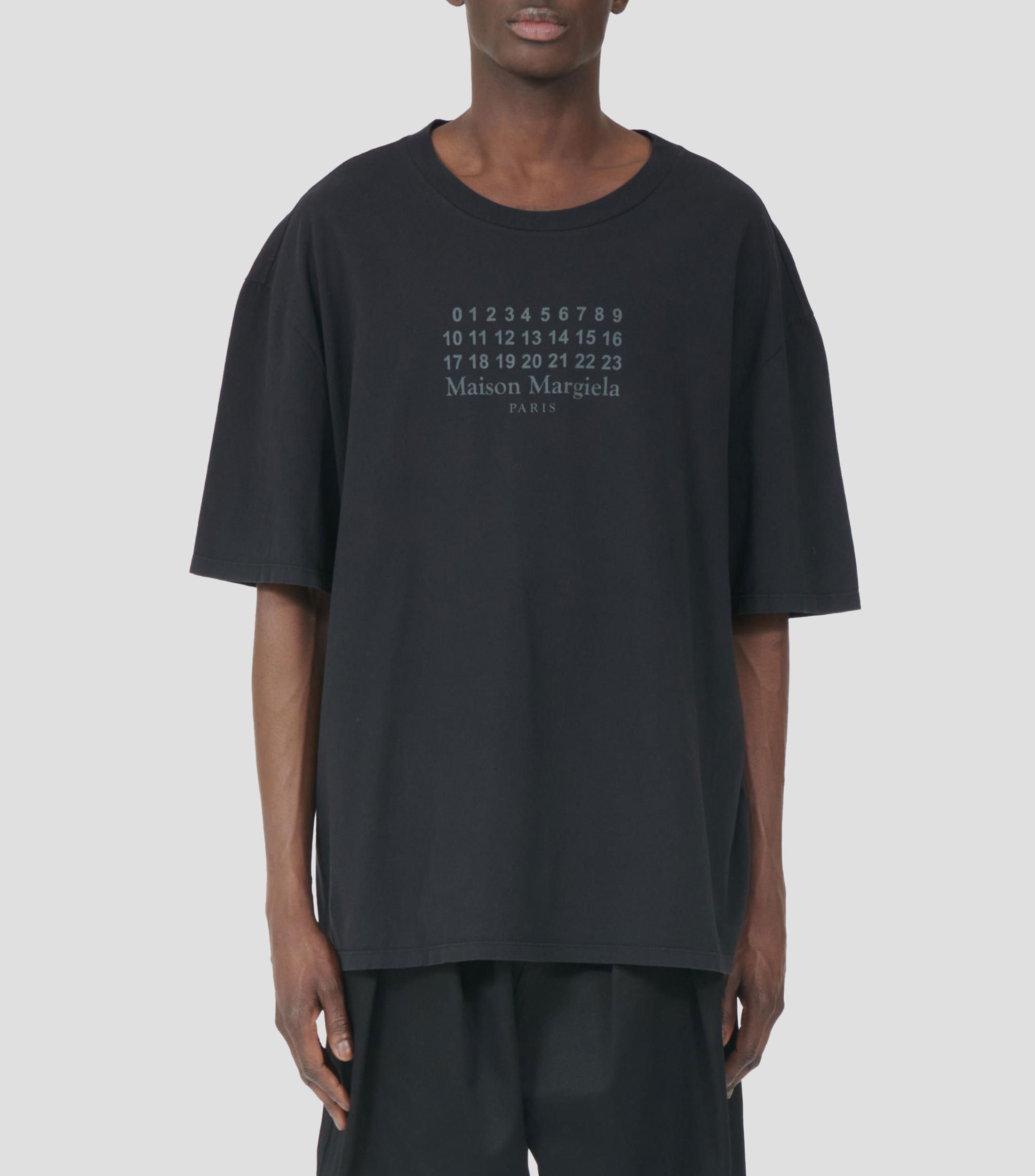 Playera de cuello redondo con manga corta estampada Hombre